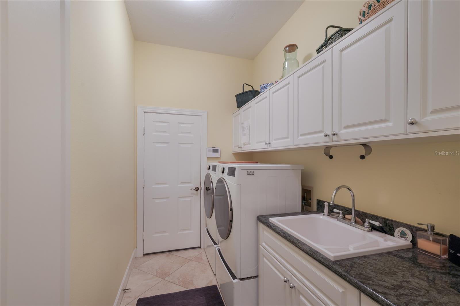 LAUREL OAK ESTATES SEC 03 - Residential