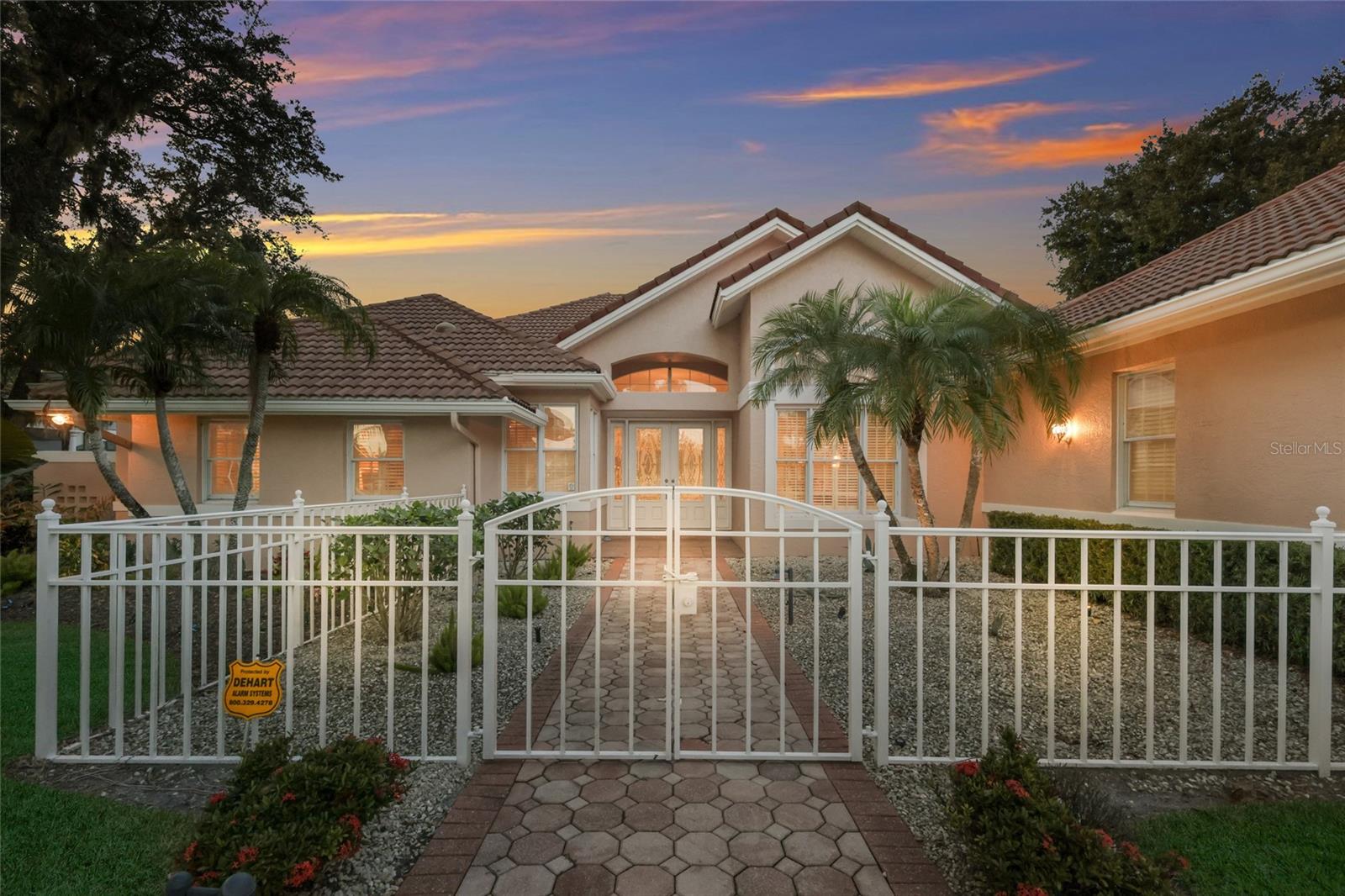 LAUREL OAK ESTATES SEC 03 - Residential