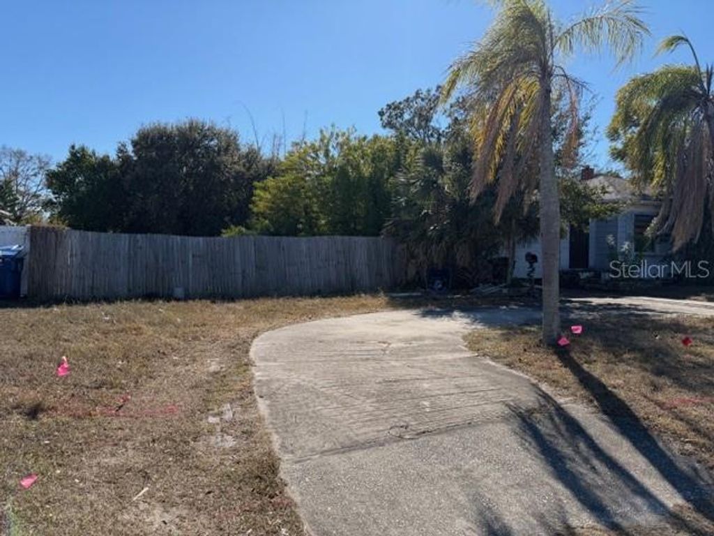 Photo of 3134 13th Avenue N, St Petersburg, FL 33713 (MLS # TB8471734)