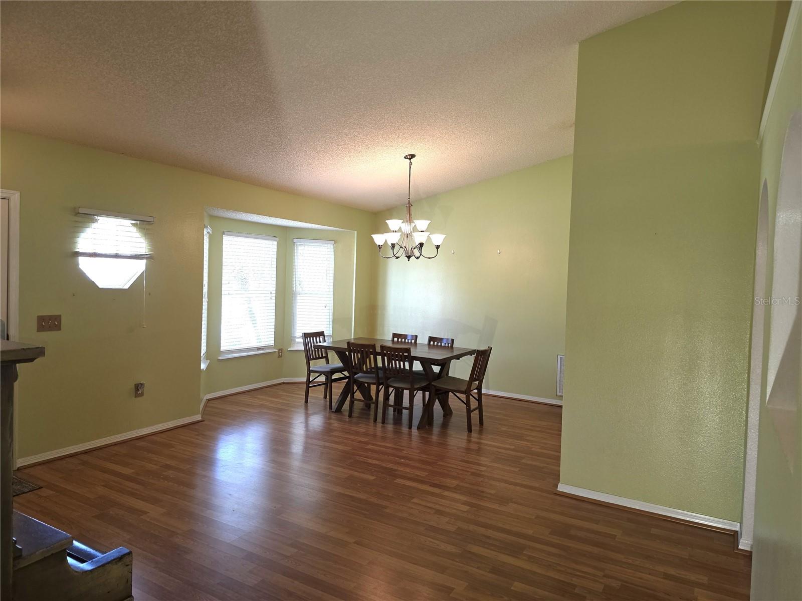 DELTONA LAKES UN 43 - Residential