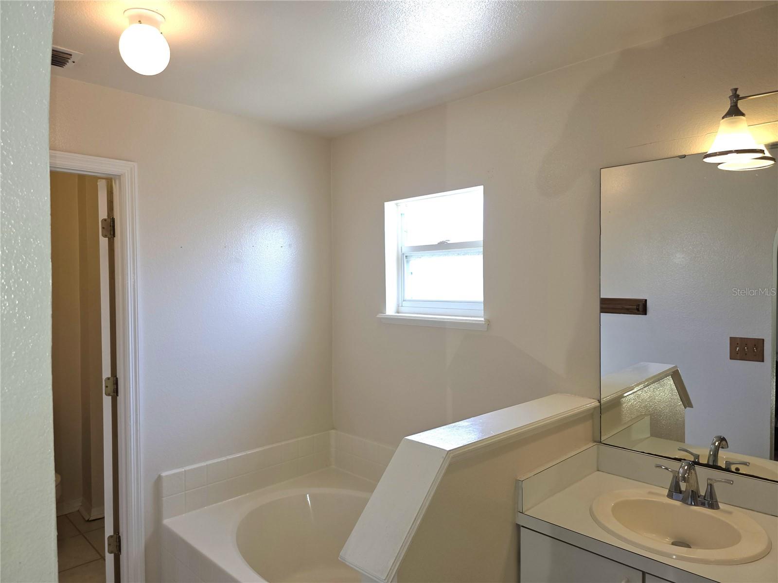 DELTONA LAKES UN 43 - Residential