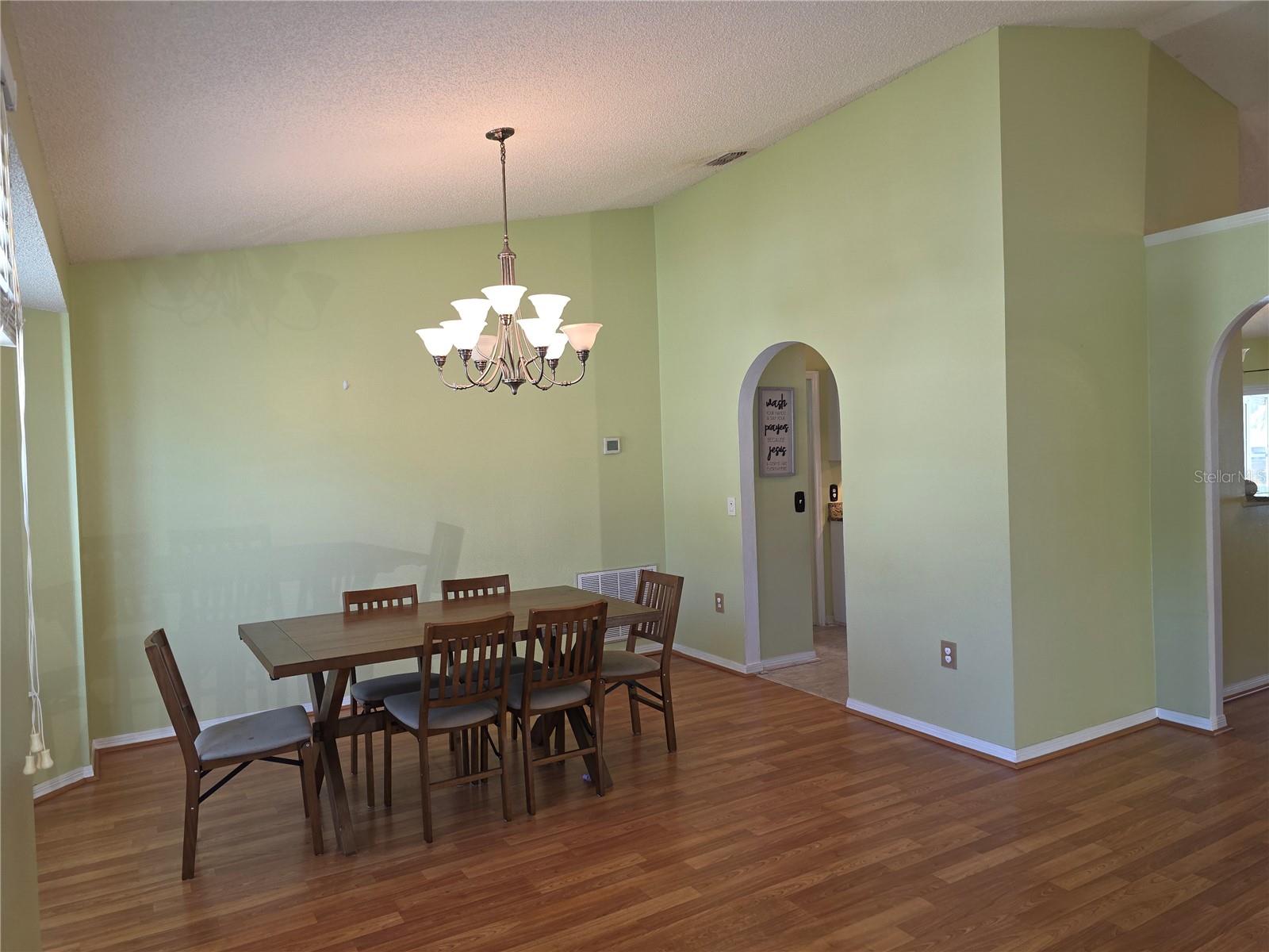 DELTONA LAKES UN 43 - Residential