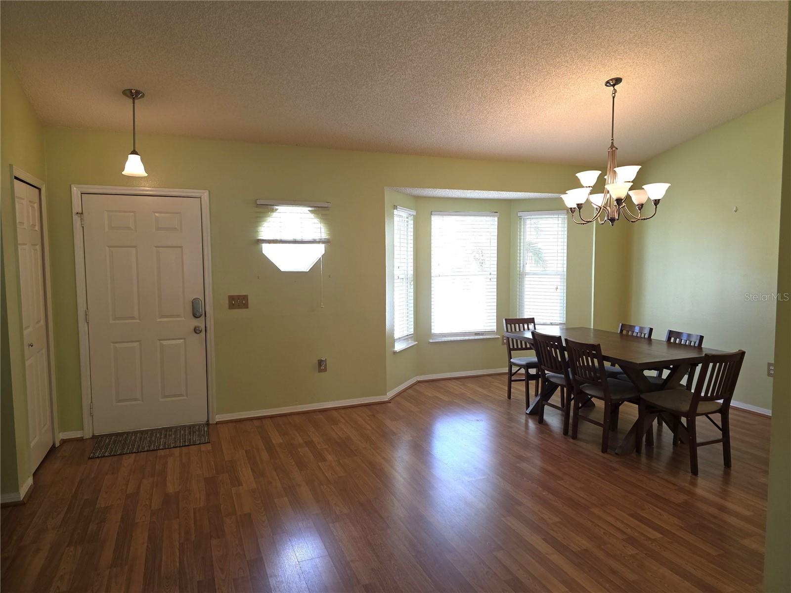 DELTONA LAKES UN 43 - Residential