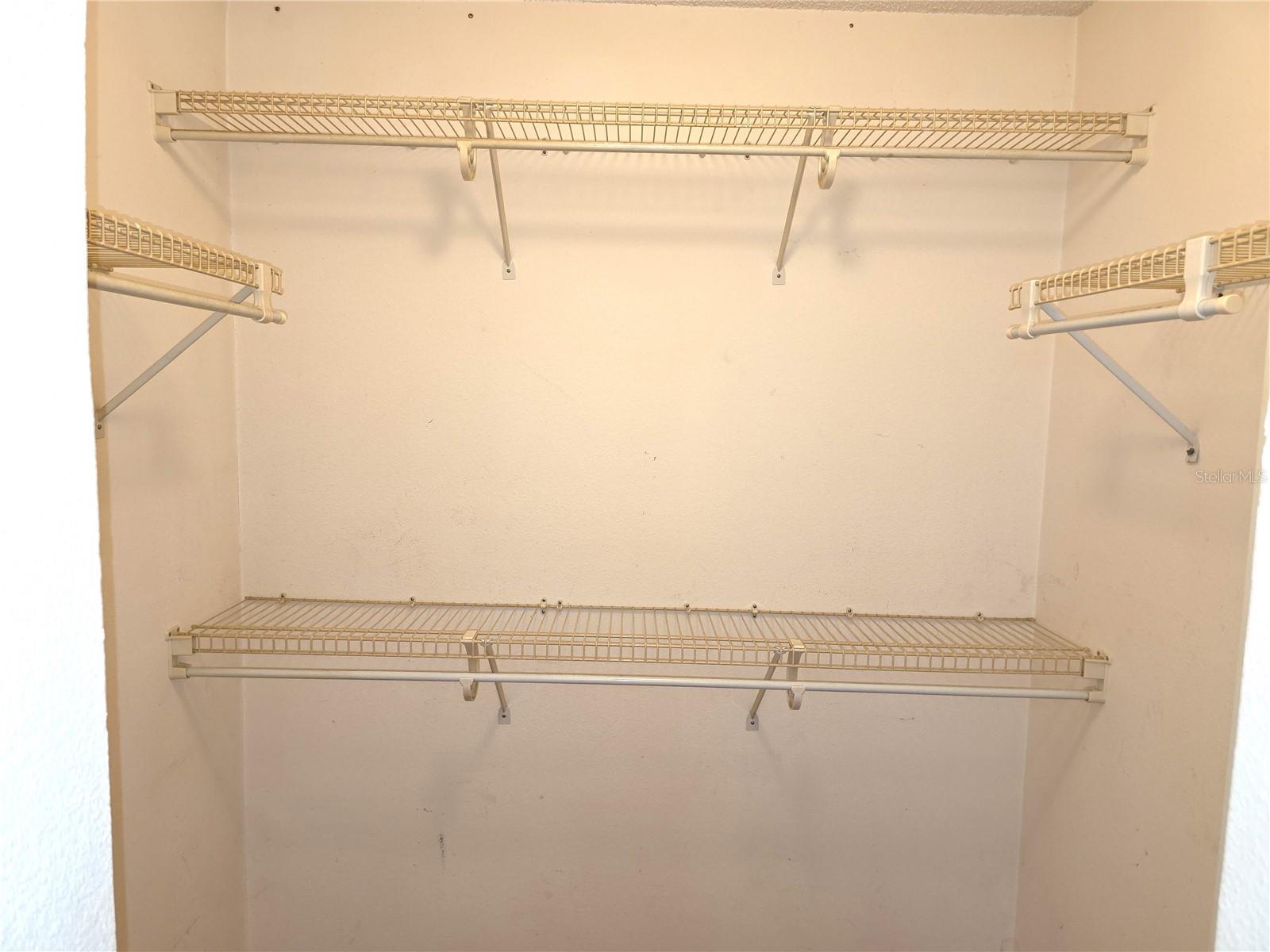 DELTONA LAKES UN 43 - Residential