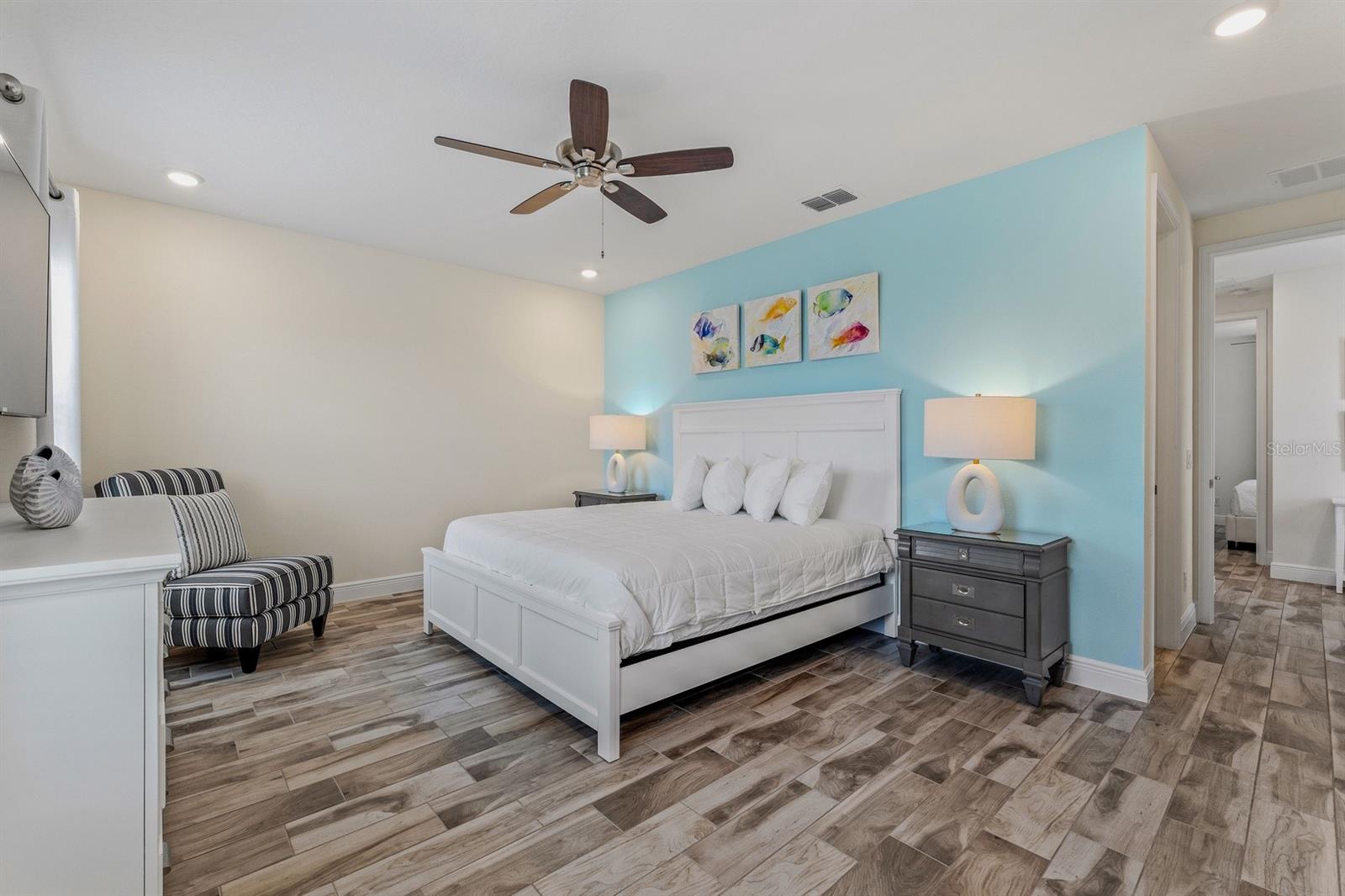 ROLLING OAKS PH 7 - Residential Lease
