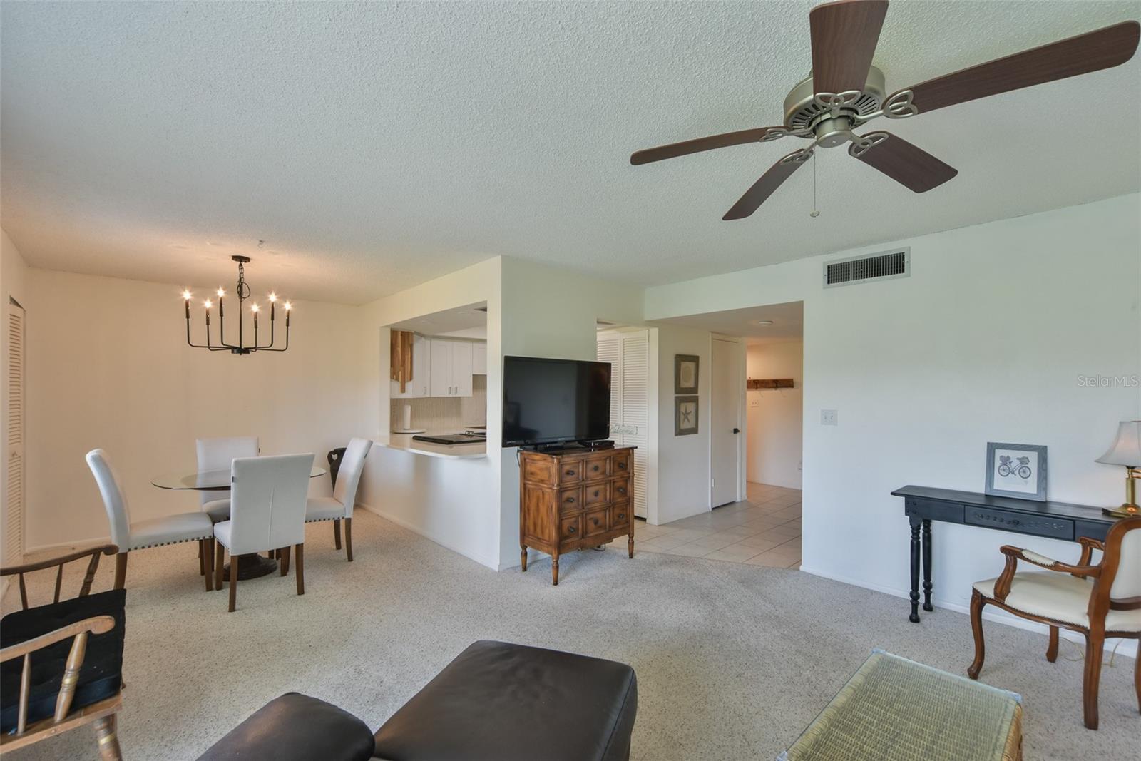 LIVE OAK VILLAGE CONDO - Residential