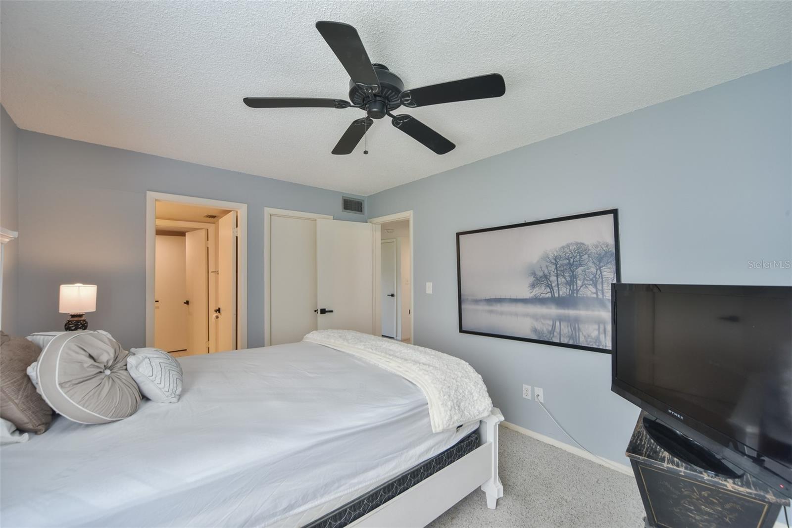 LIVE OAK VILLAGE CONDO - Residential