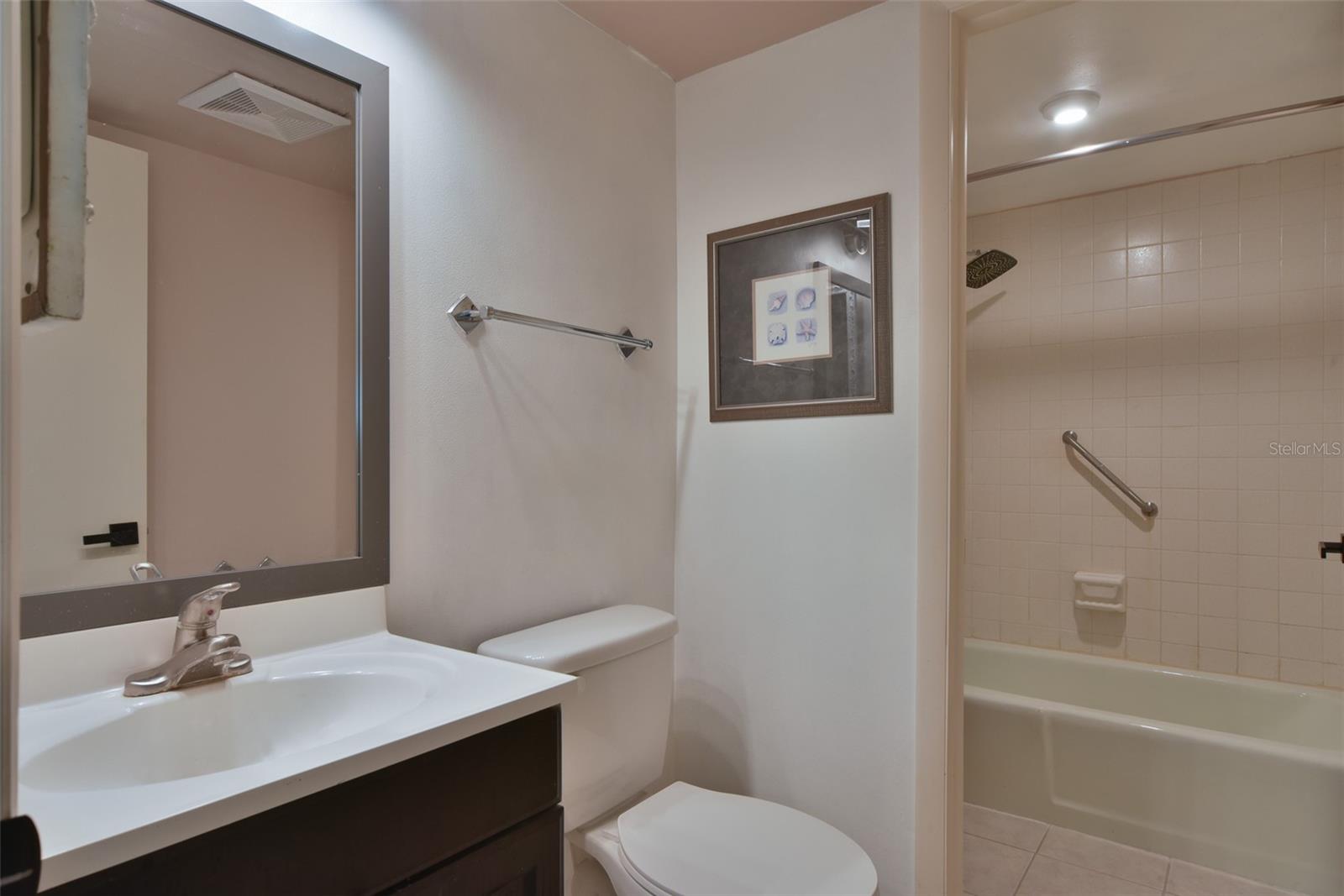LIVE OAK VILLAGE CONDO - Residential