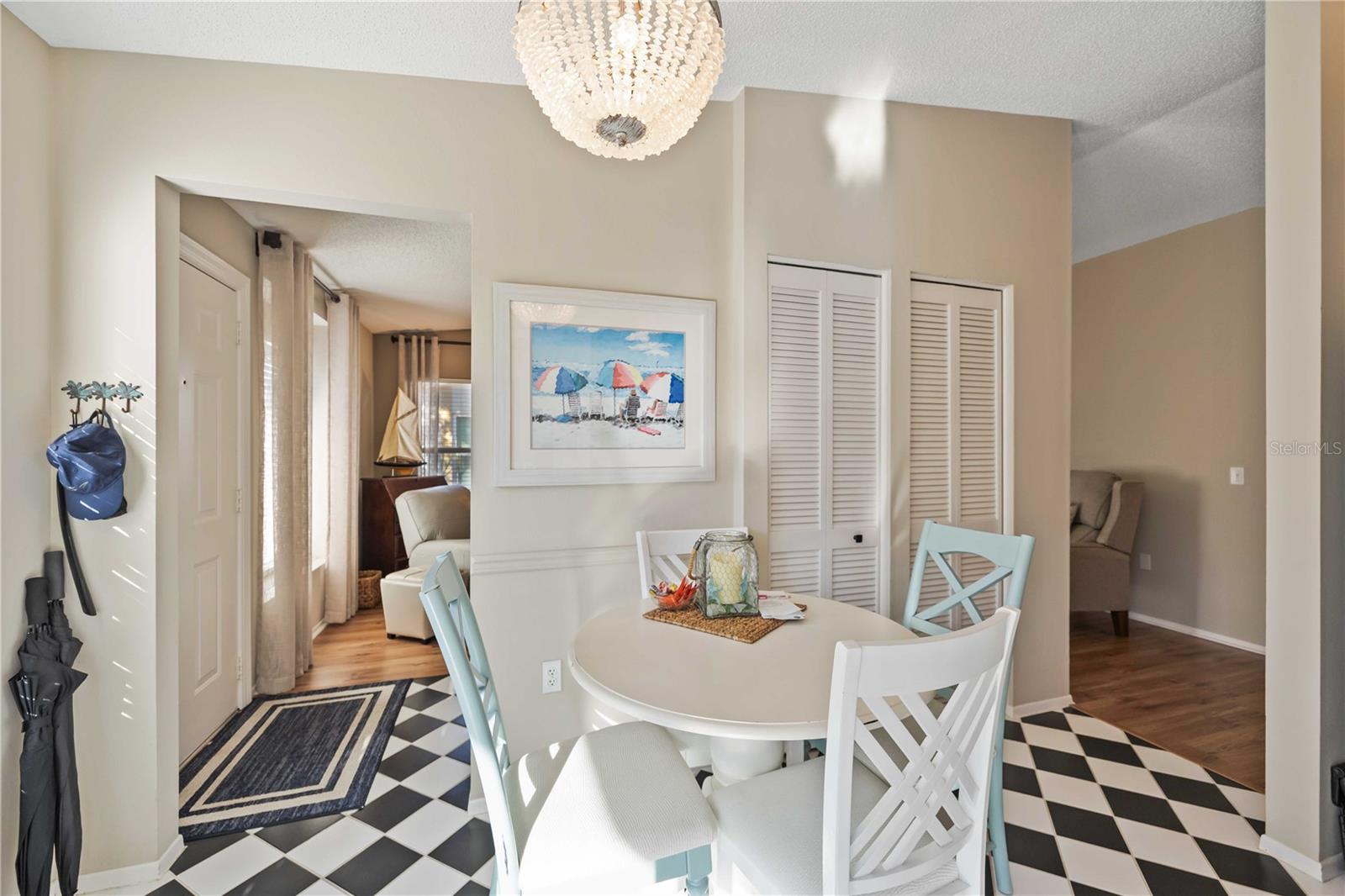 COUNTRY VILLAGE SEC 11 - Residential