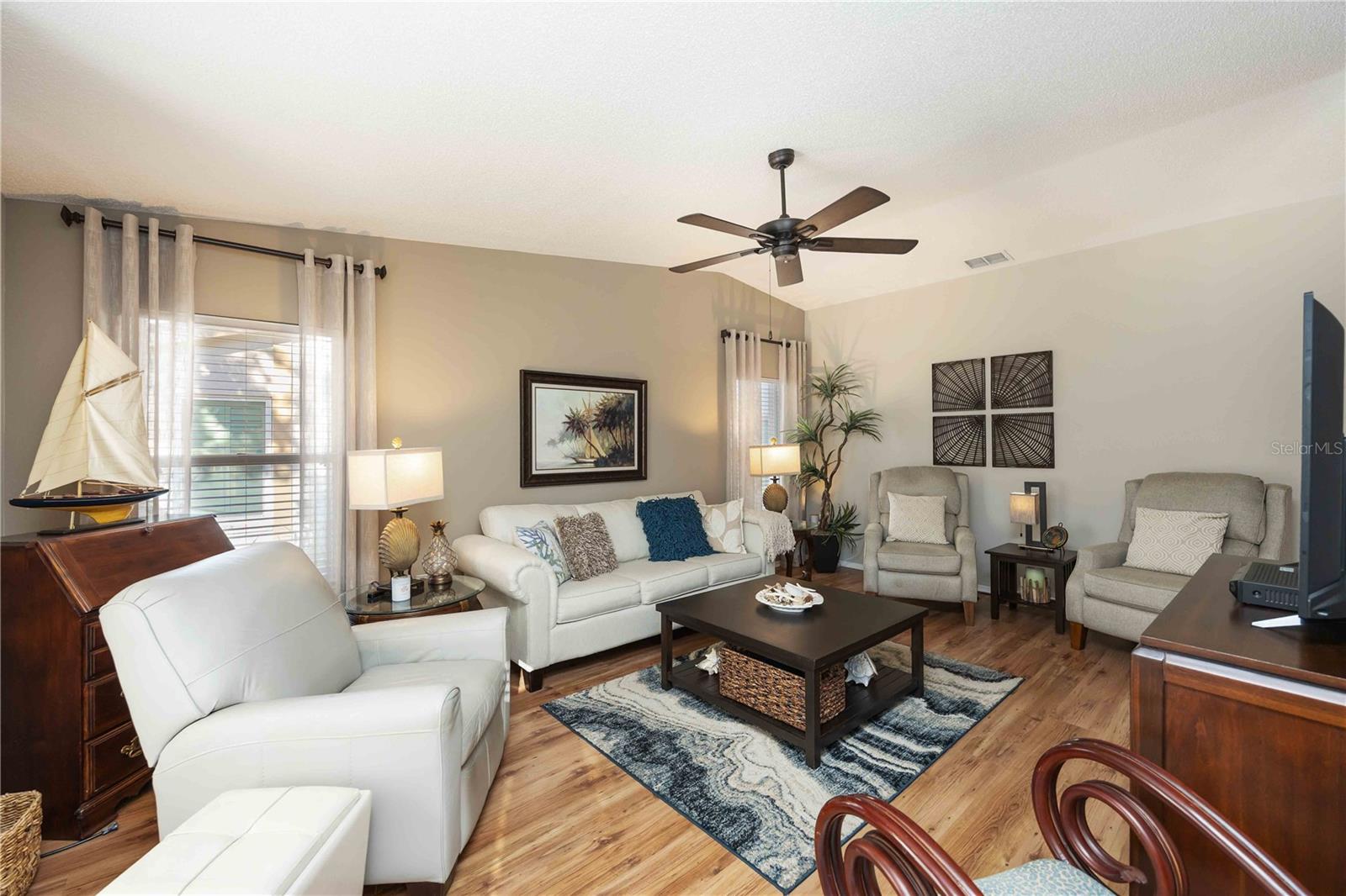 COUNTRY VILLAGE SEC 11 - Residential