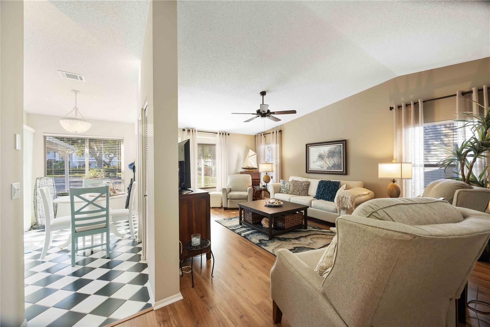 COUNTRY VILLAGE SEC 11 - Residential