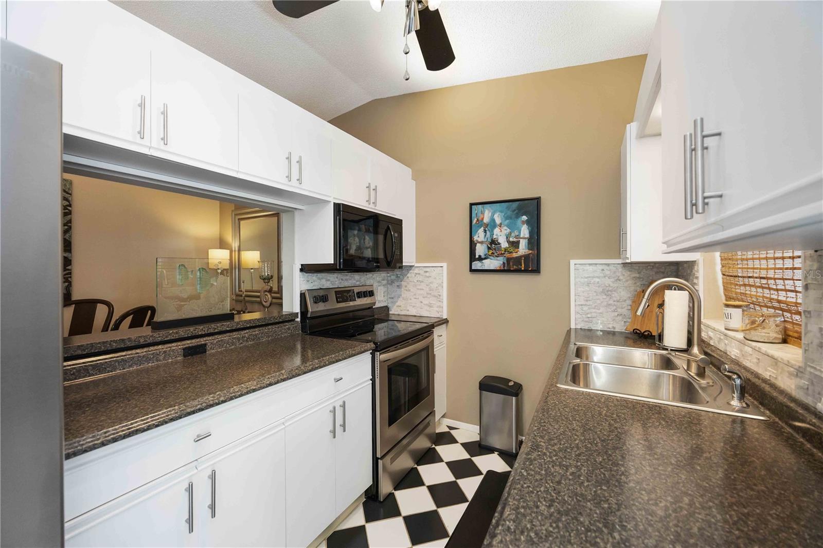 COUNTRY VILLAGE SEC 11 - Residential