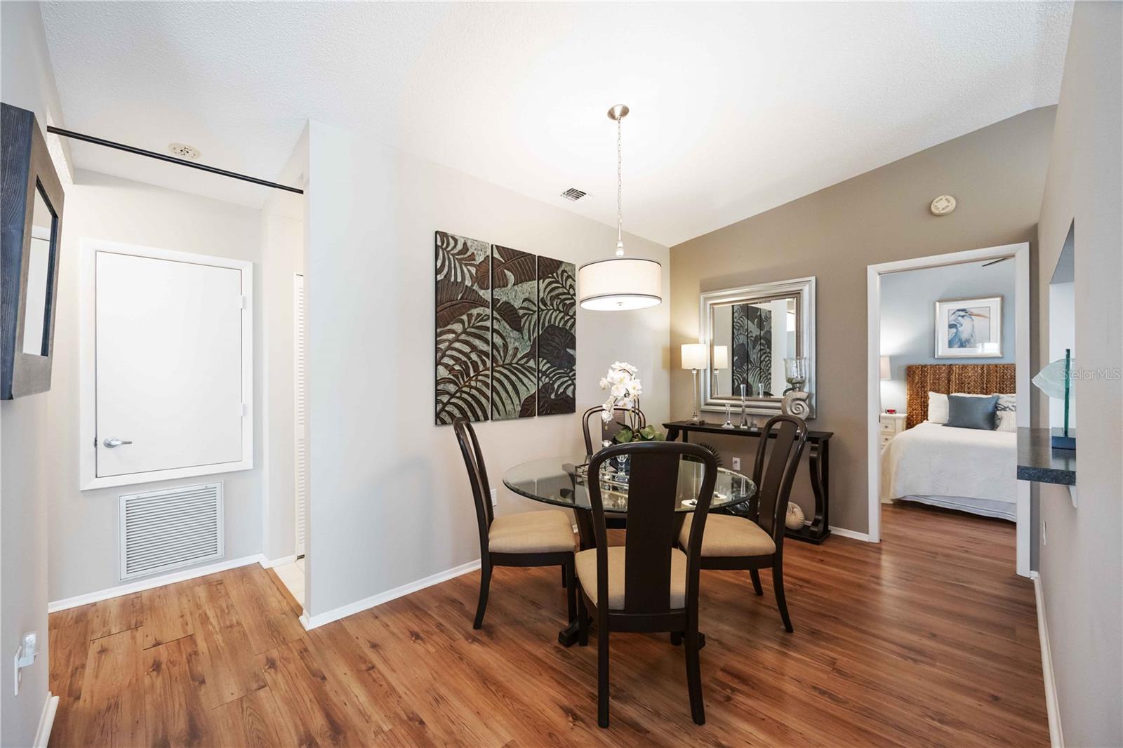 COUNTRY VILLAGE SEC 11 - Residential