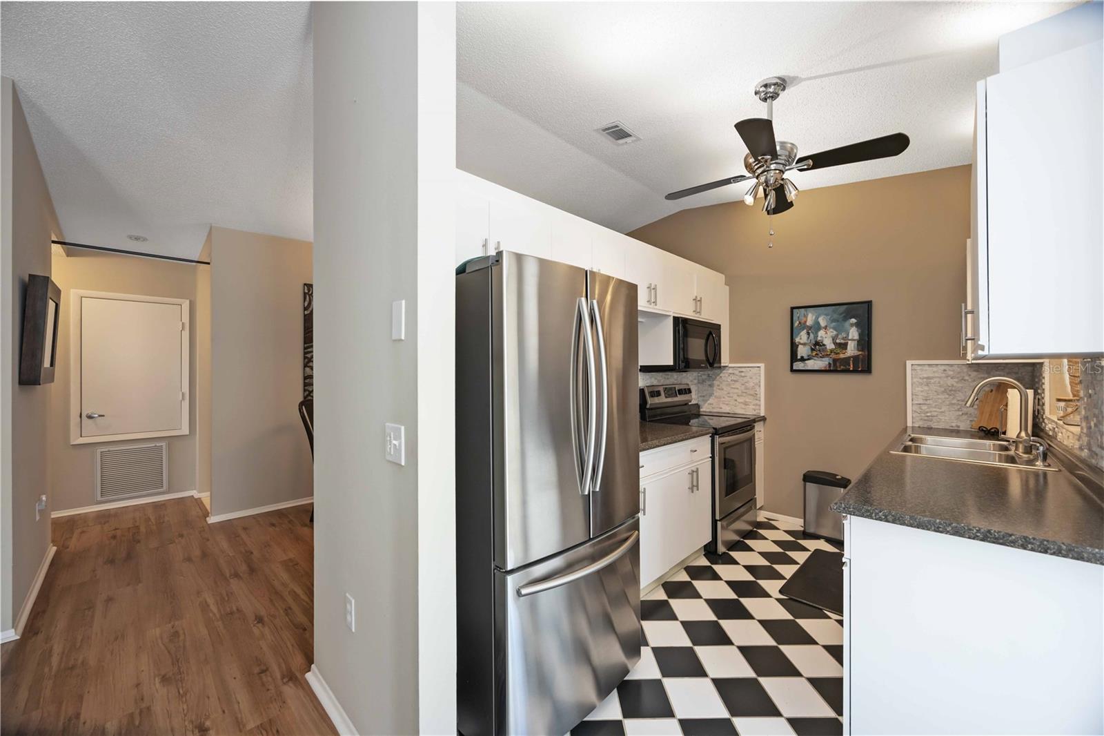 COUNTRY VILLAGE SEC 11 - Residential