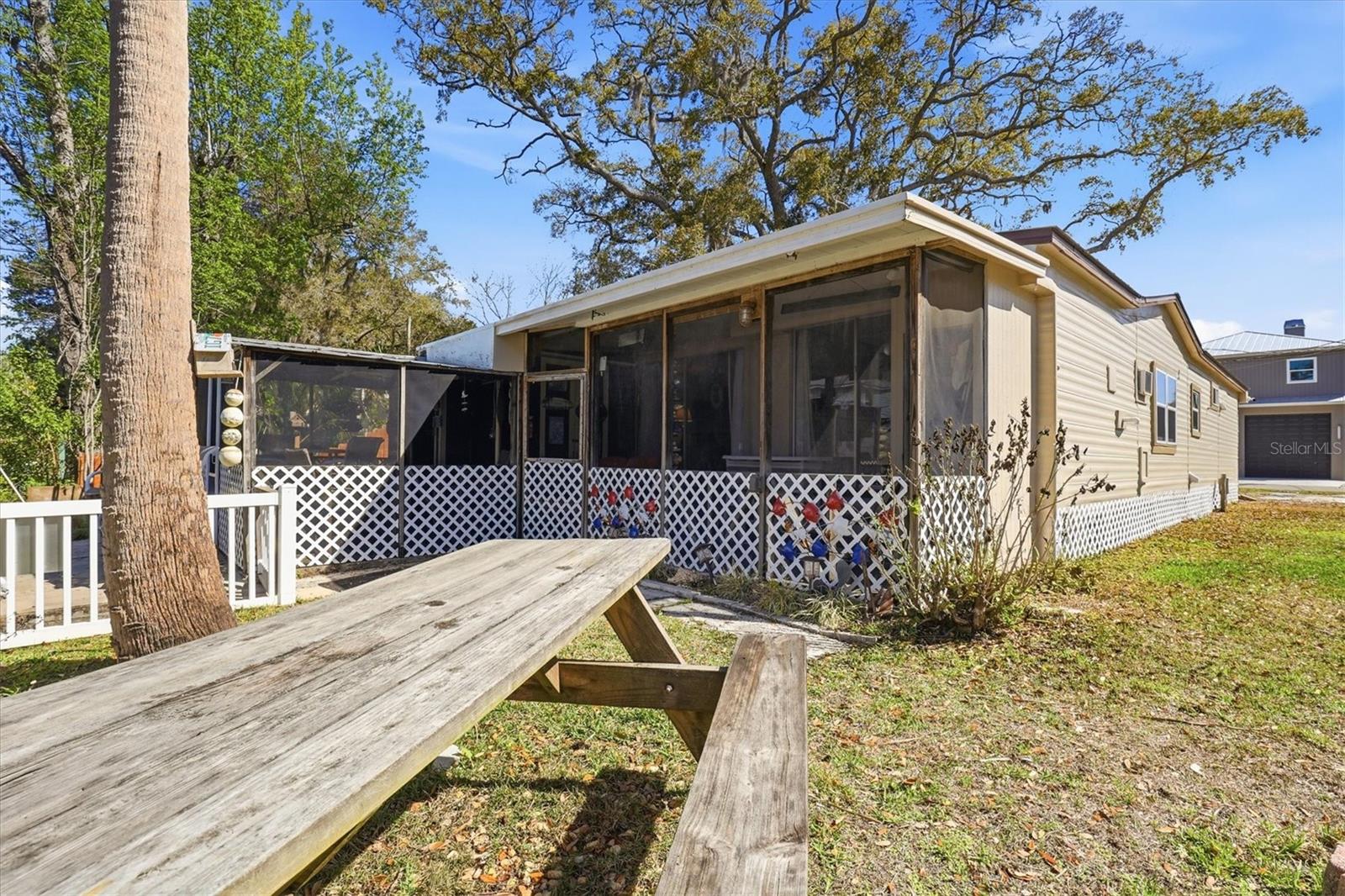 WEEKI WACHEE GARDENS - Residential