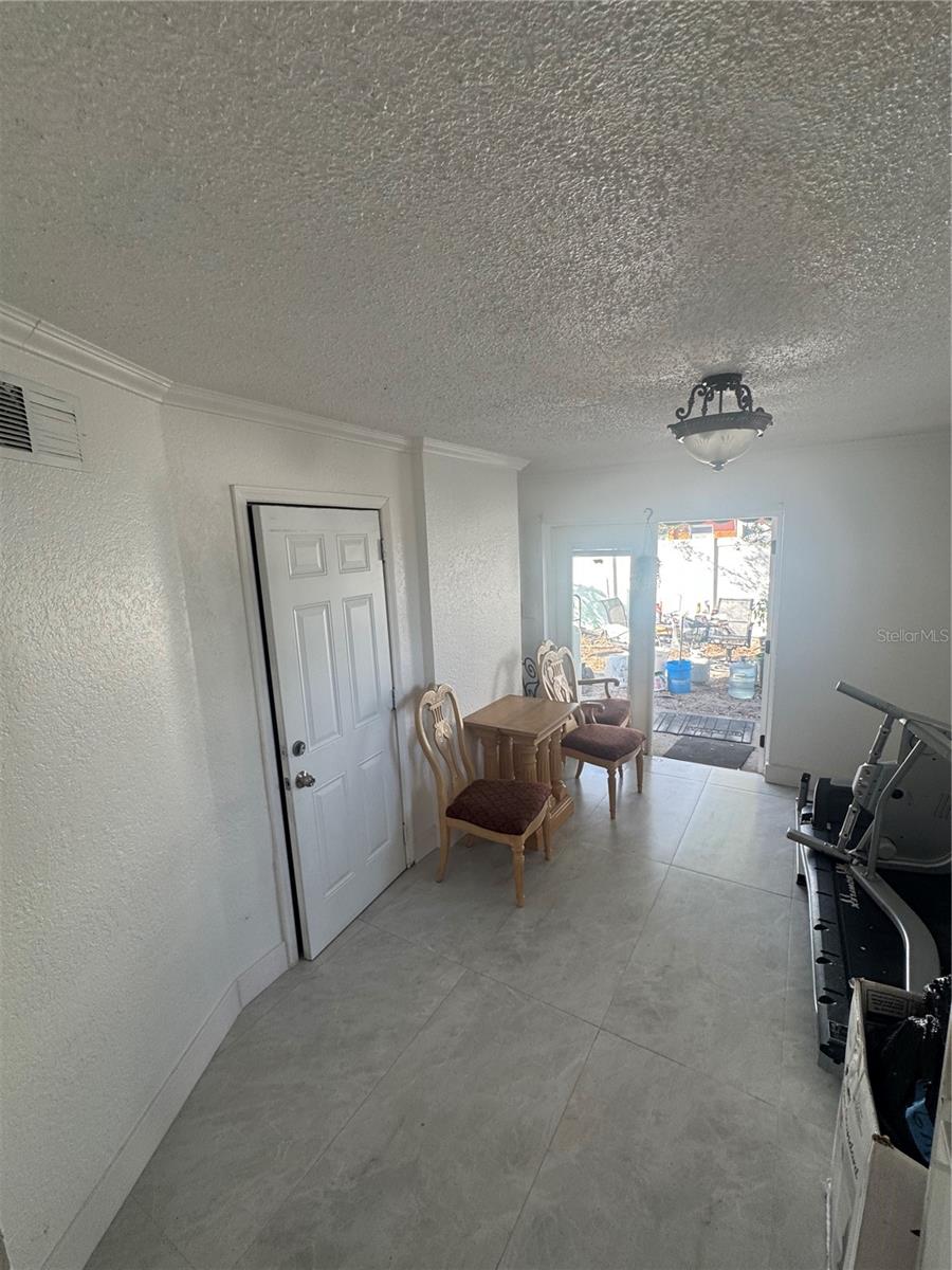 HOLLIDAY VILLAGE SEC 1 - Residential