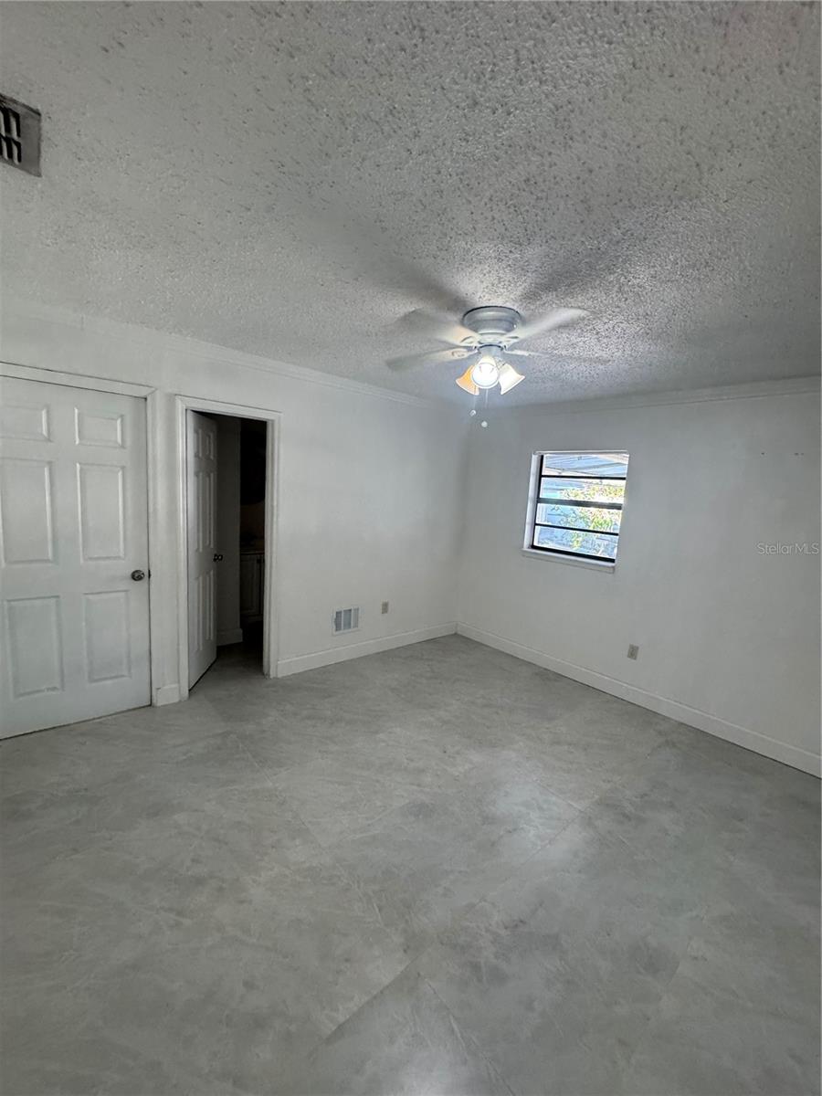 HOLLIDAY VILLAGE SEC 1 - Residential