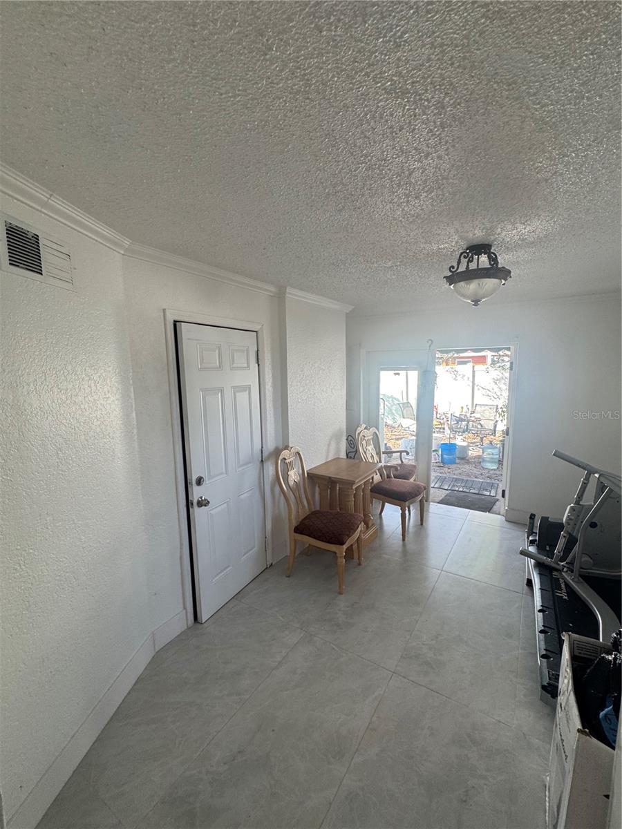 HOLLIDAY VILLAGE SEC 1 - Residential