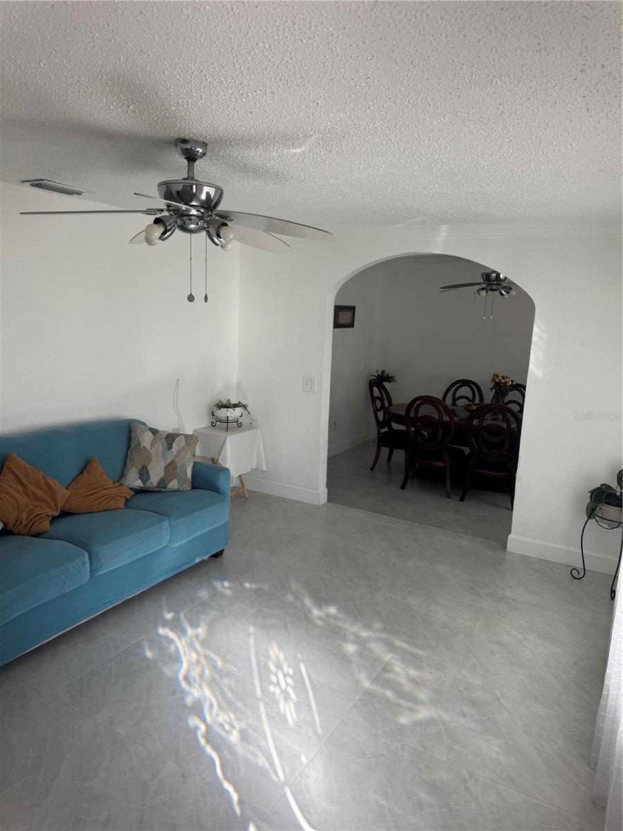 7503 W ELLICOTT STREET