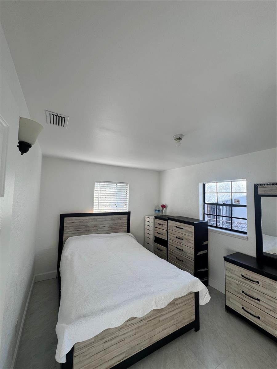 HOLLIDAY VILLAGE SEC 1 - Residential