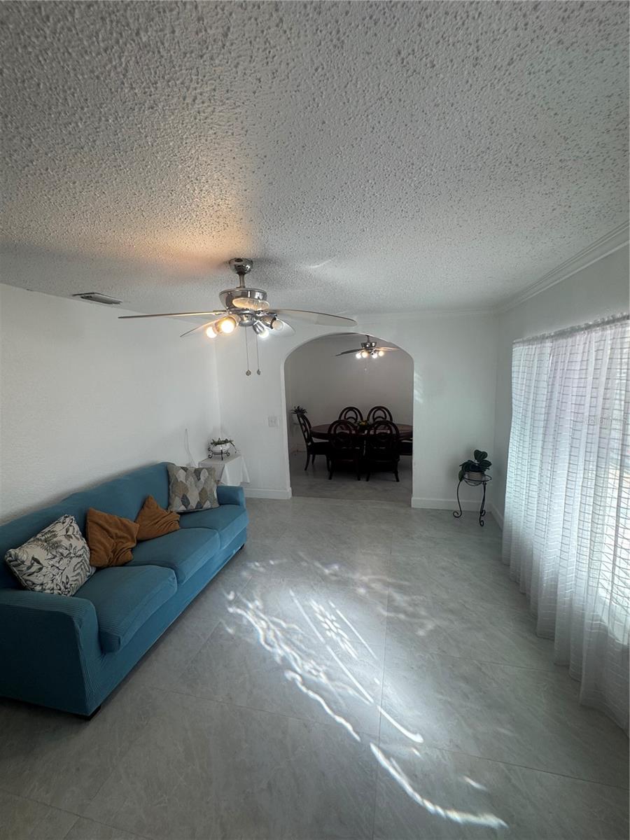 7503 W ELLICOTT STREET