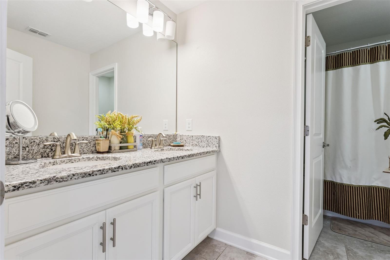 STONEYBROOK HILLS UN #2 - Residential