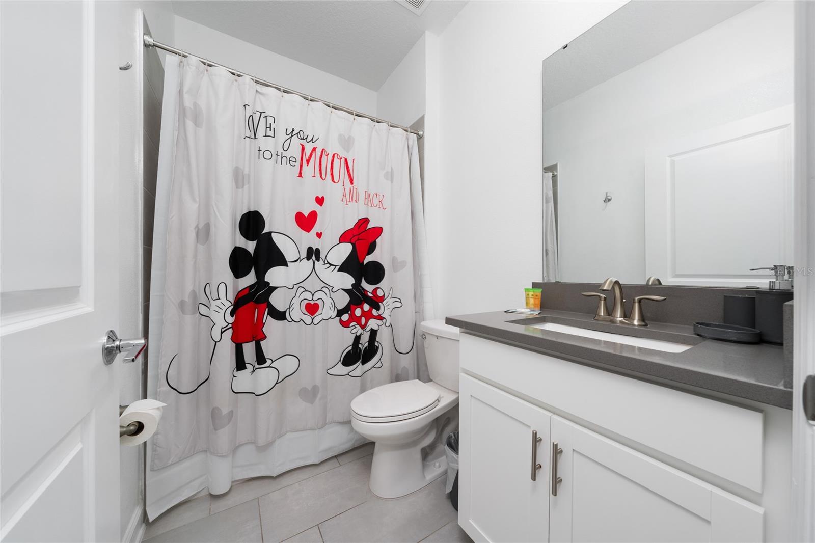 FOX NORTH - Residential Lease