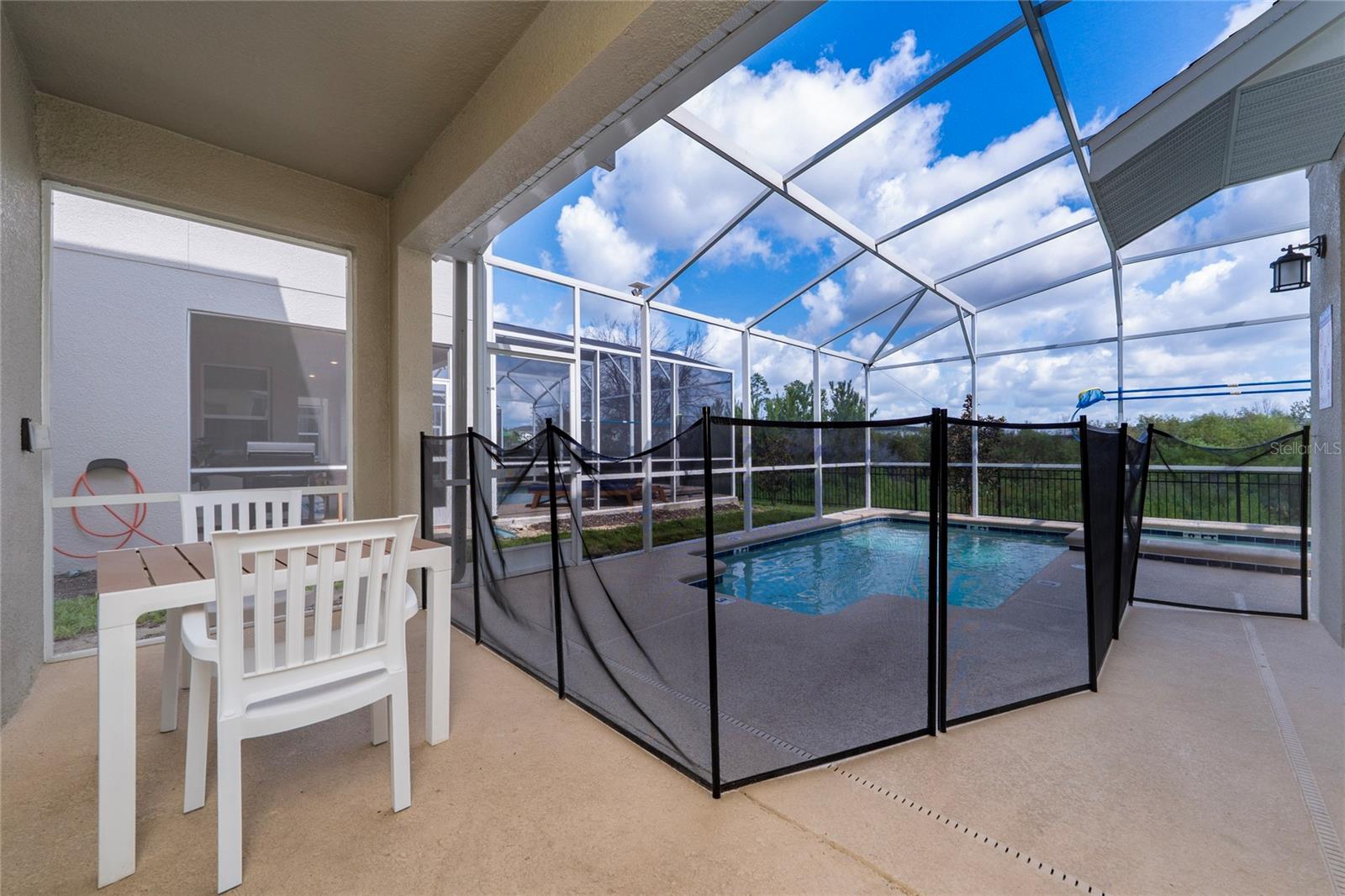 FOX NORTH - Residential Lease