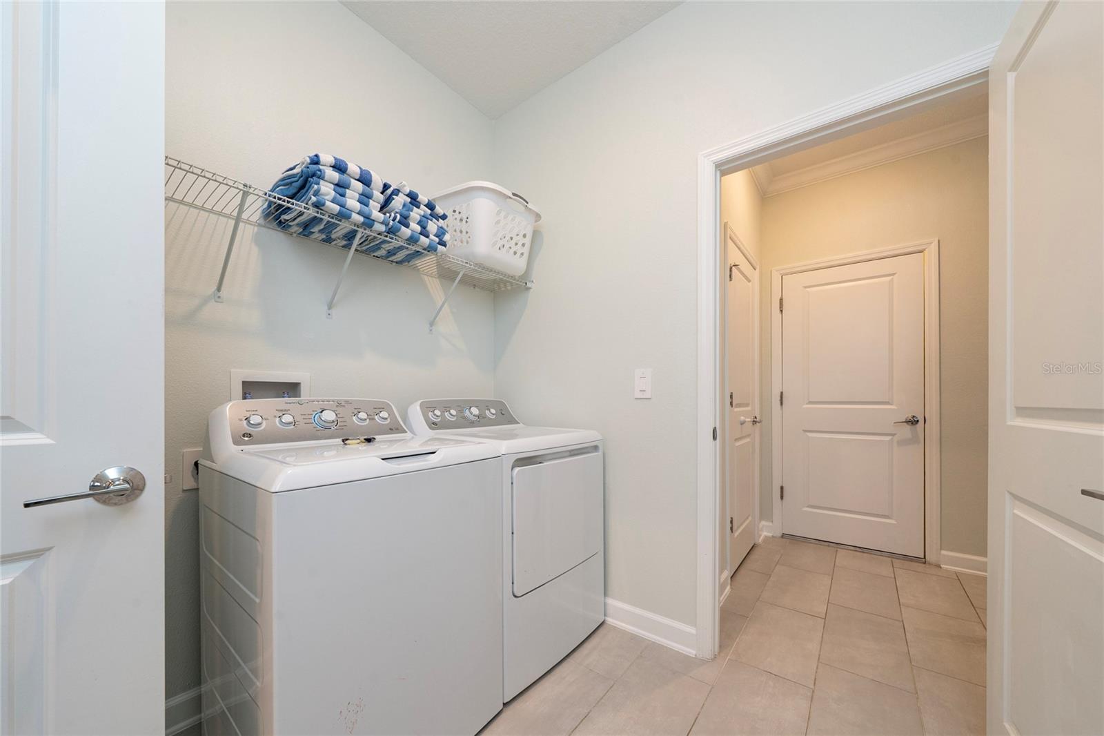 FOX NORTH - Residential Lease