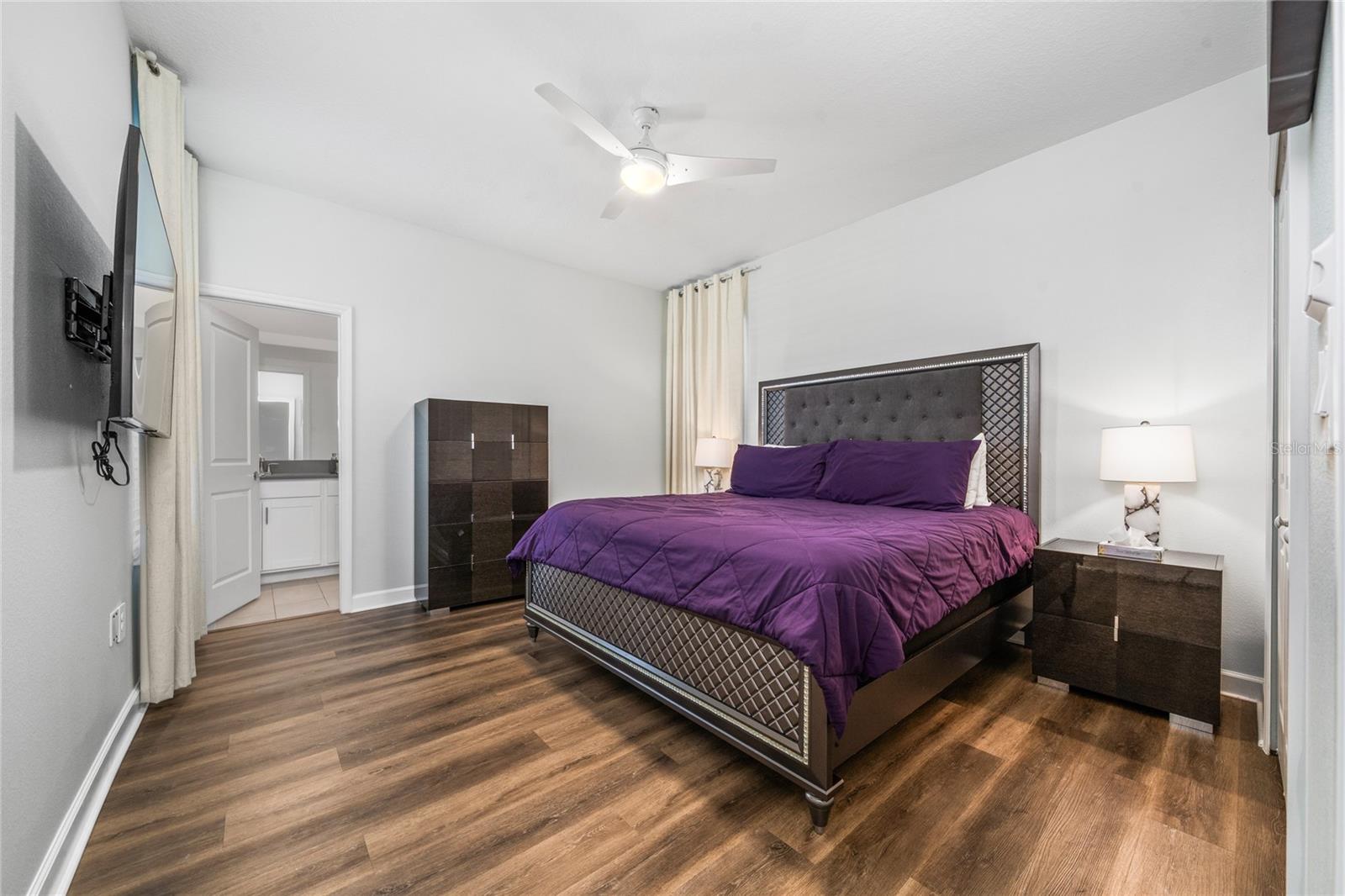 FOX NORTH - Residential Lease