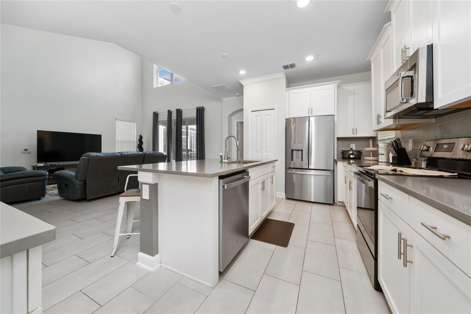 FOX NORTH - Residential Lease