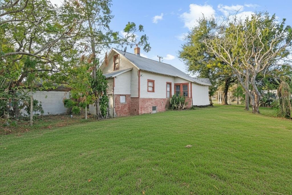 Photo of 201 W Washington Street, Minneola, FL 34715 (MLS # O6368615)