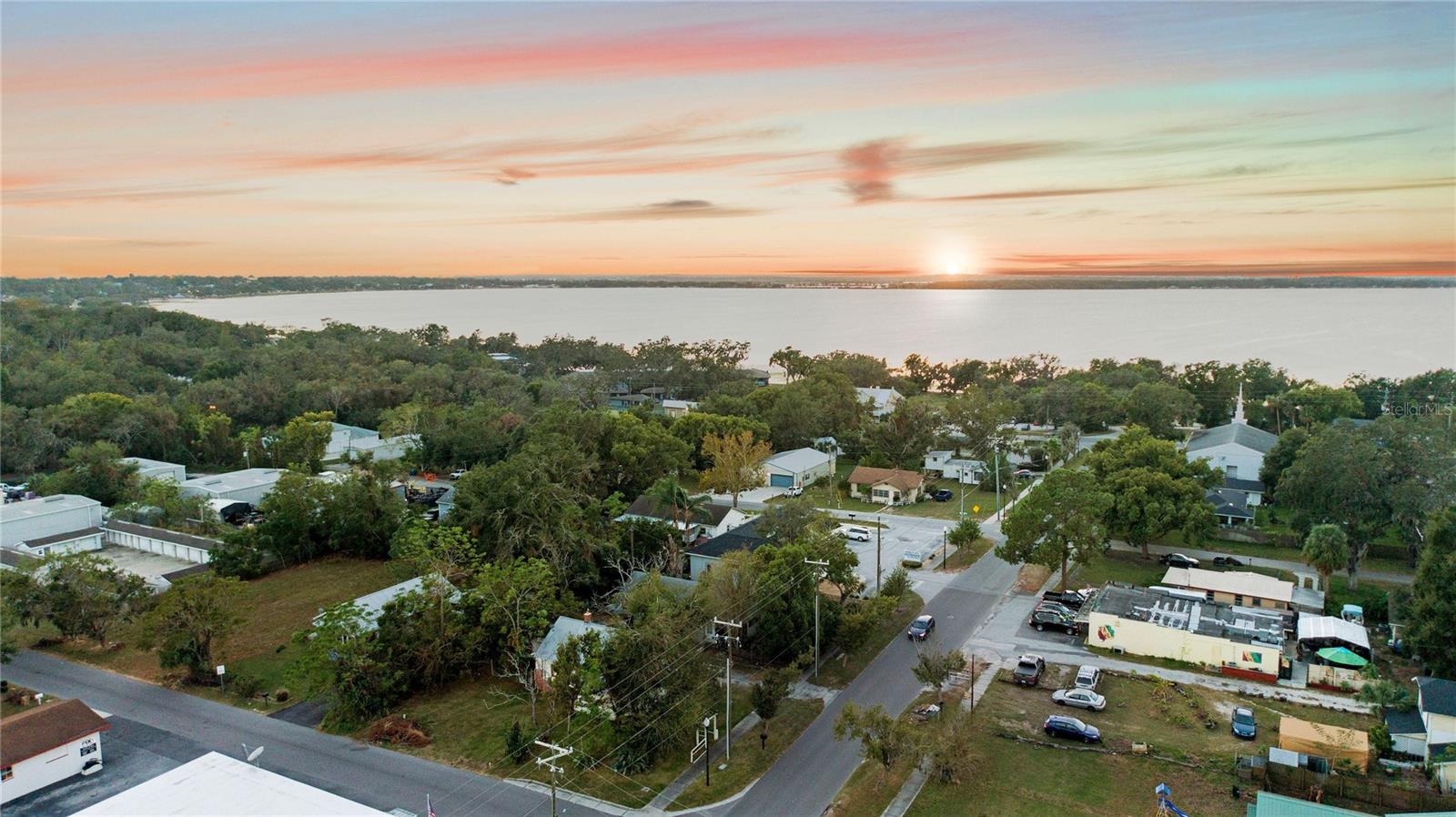 MINNEOLA - Residential