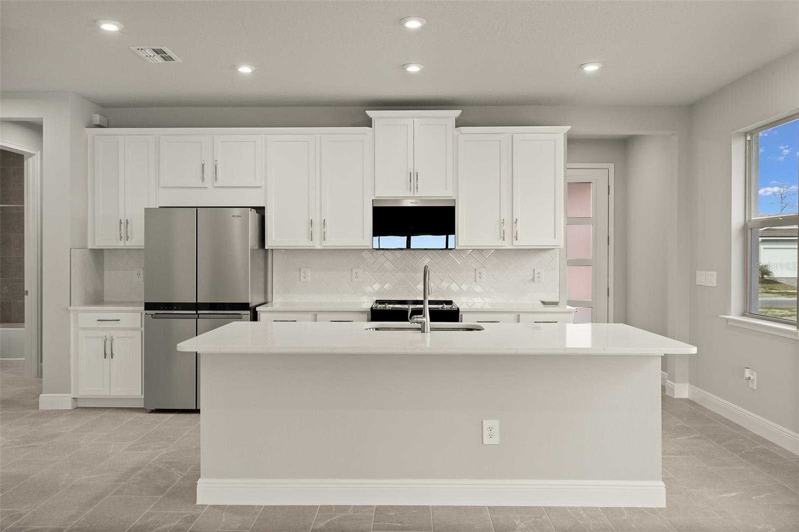 11211 LIVEWELL COURT