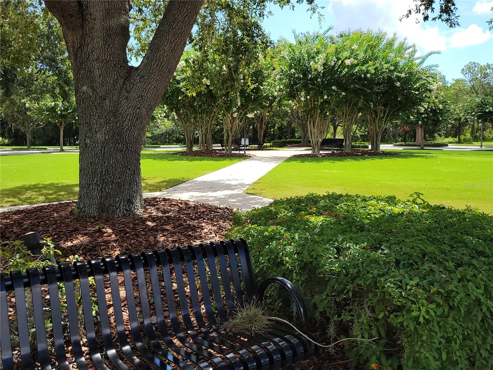 SIGNATURE LAKES, INDEPENDENCE - Residential