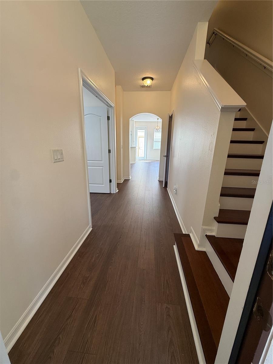 SIGNATURE LAKES, INDEPENDENCE - Residential