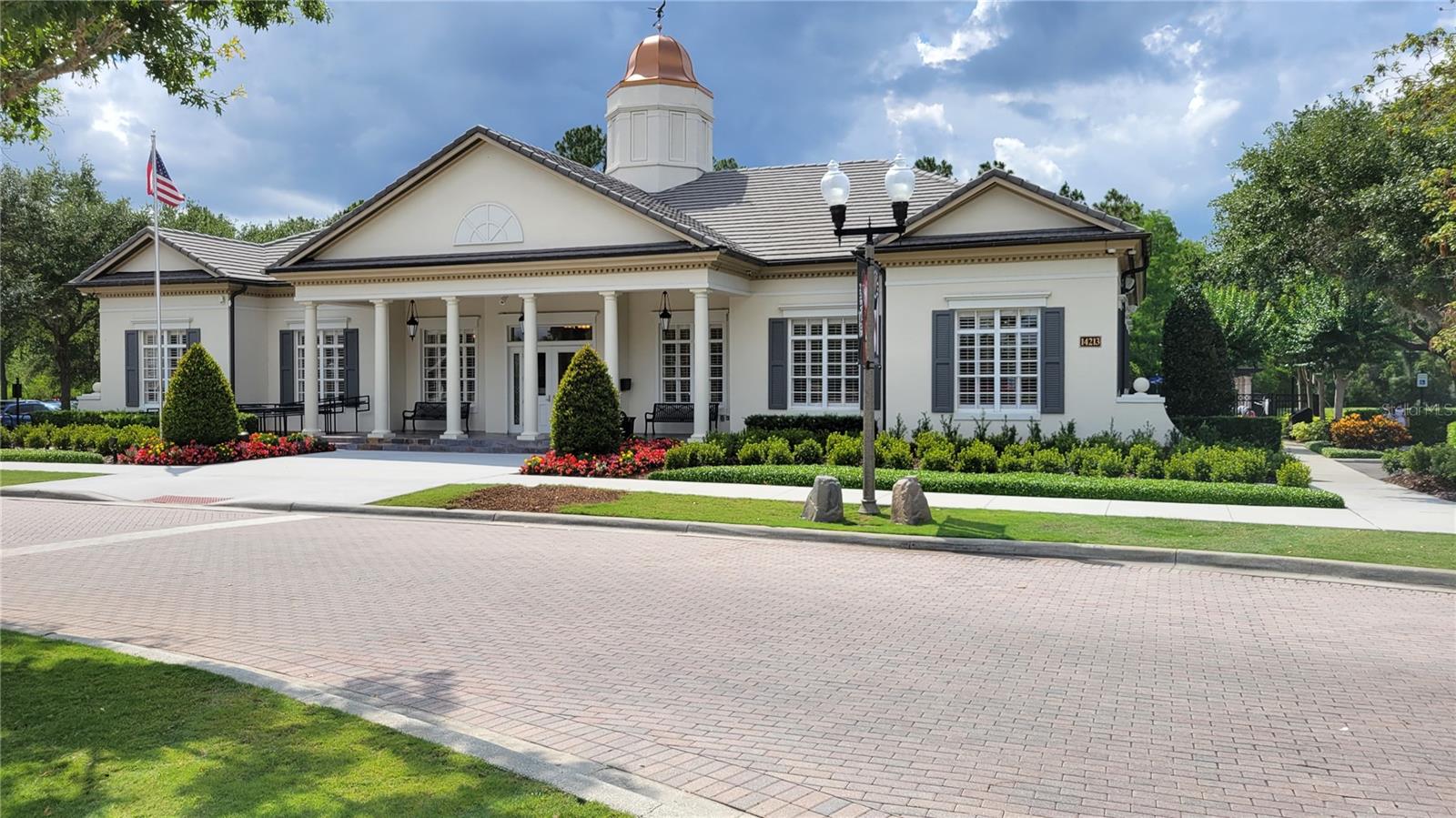 SIGNATURE LAKES, INDEPENDENCE - Residential