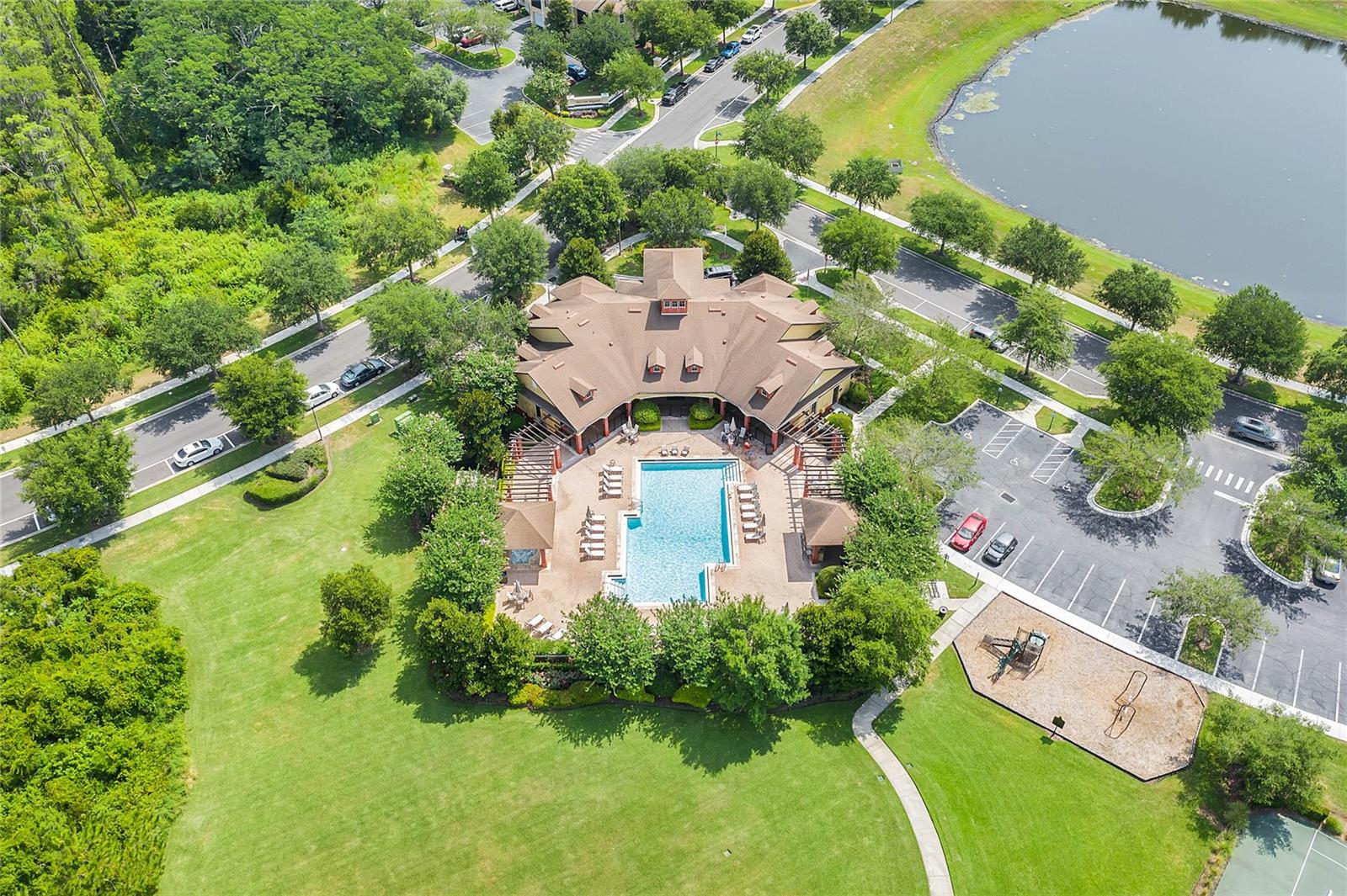 SIGNATURE LAKES, INDEPENDENCE - Residential