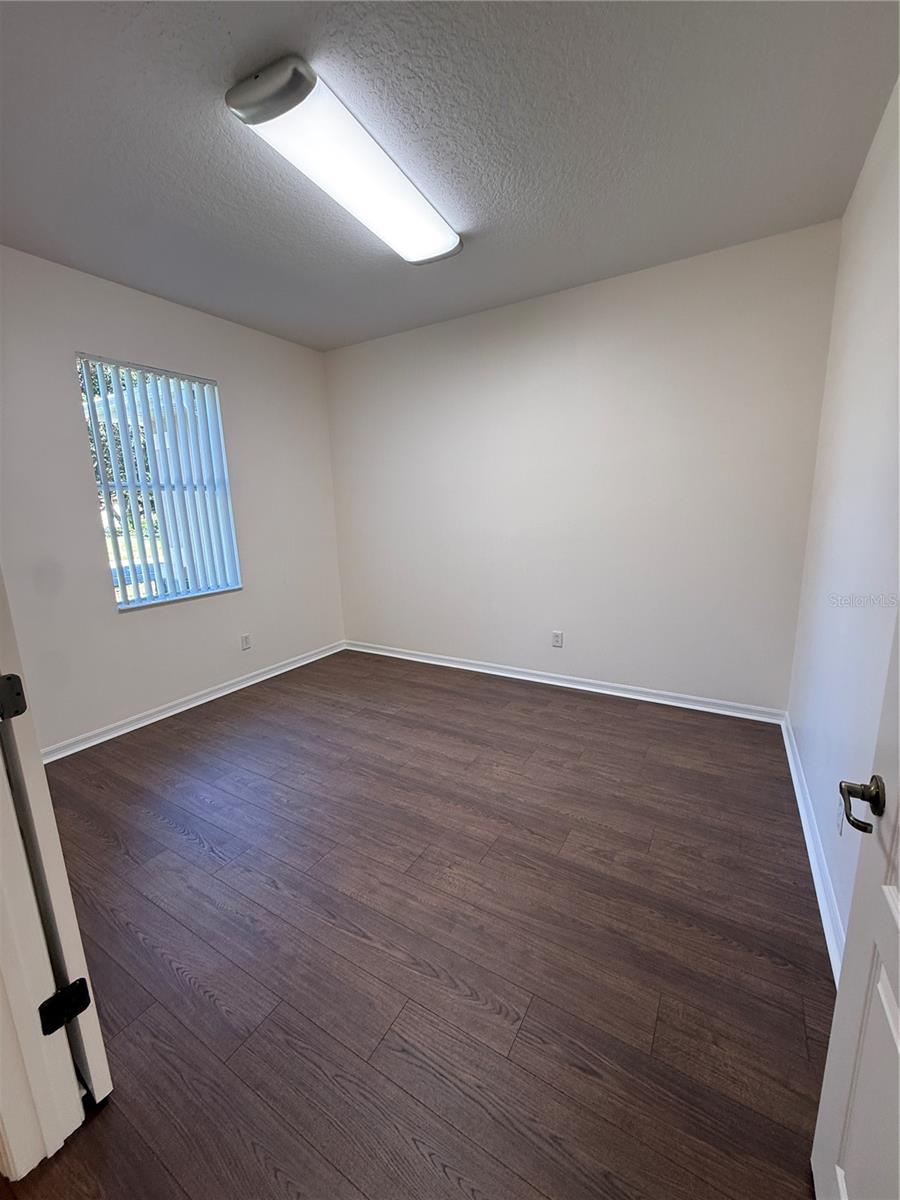 SIGNATURE LAKES, INDEPENDENCE - Residential