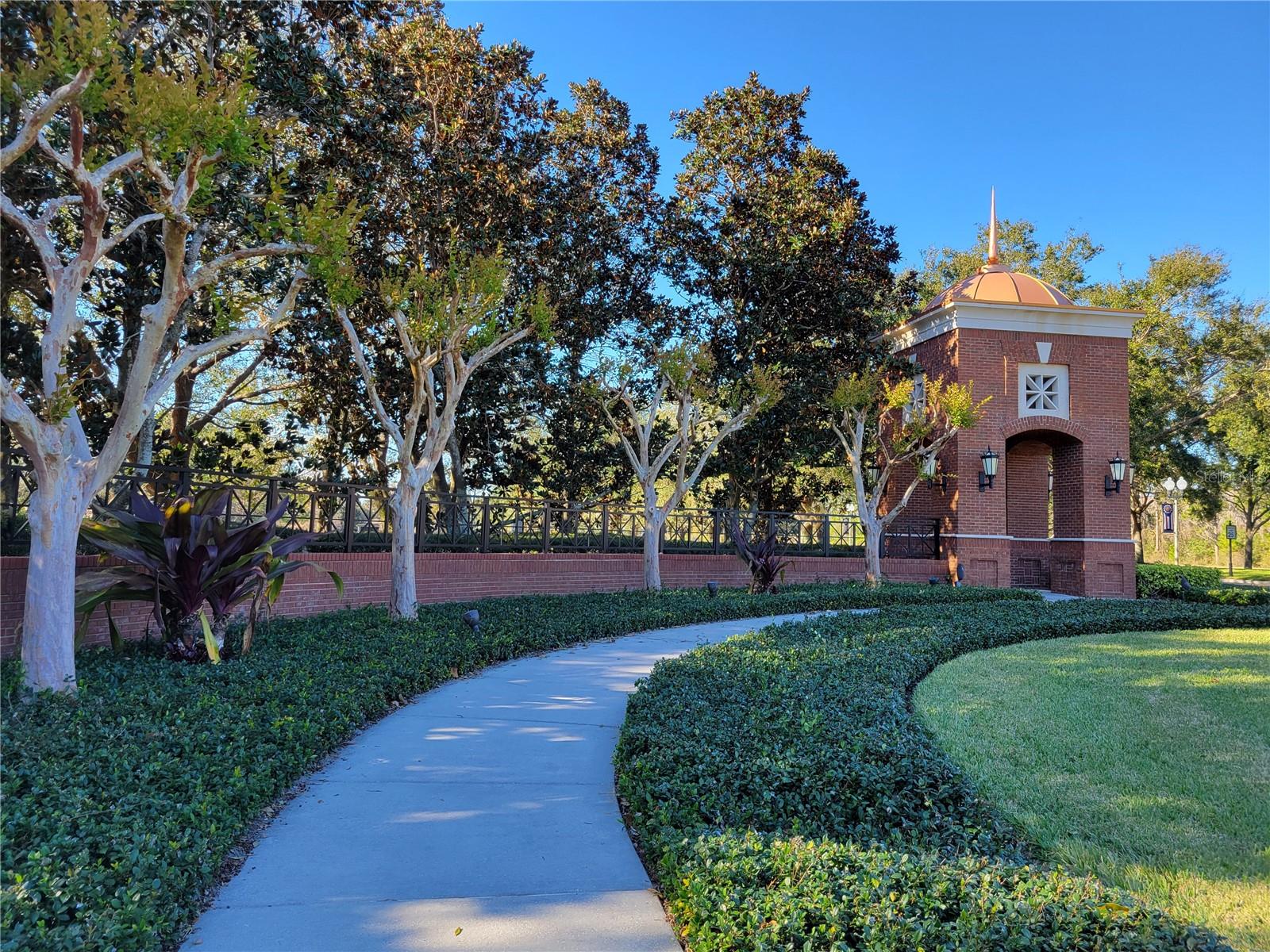 SIGNATURE LAKES, INDEPENDENCE - Residential
