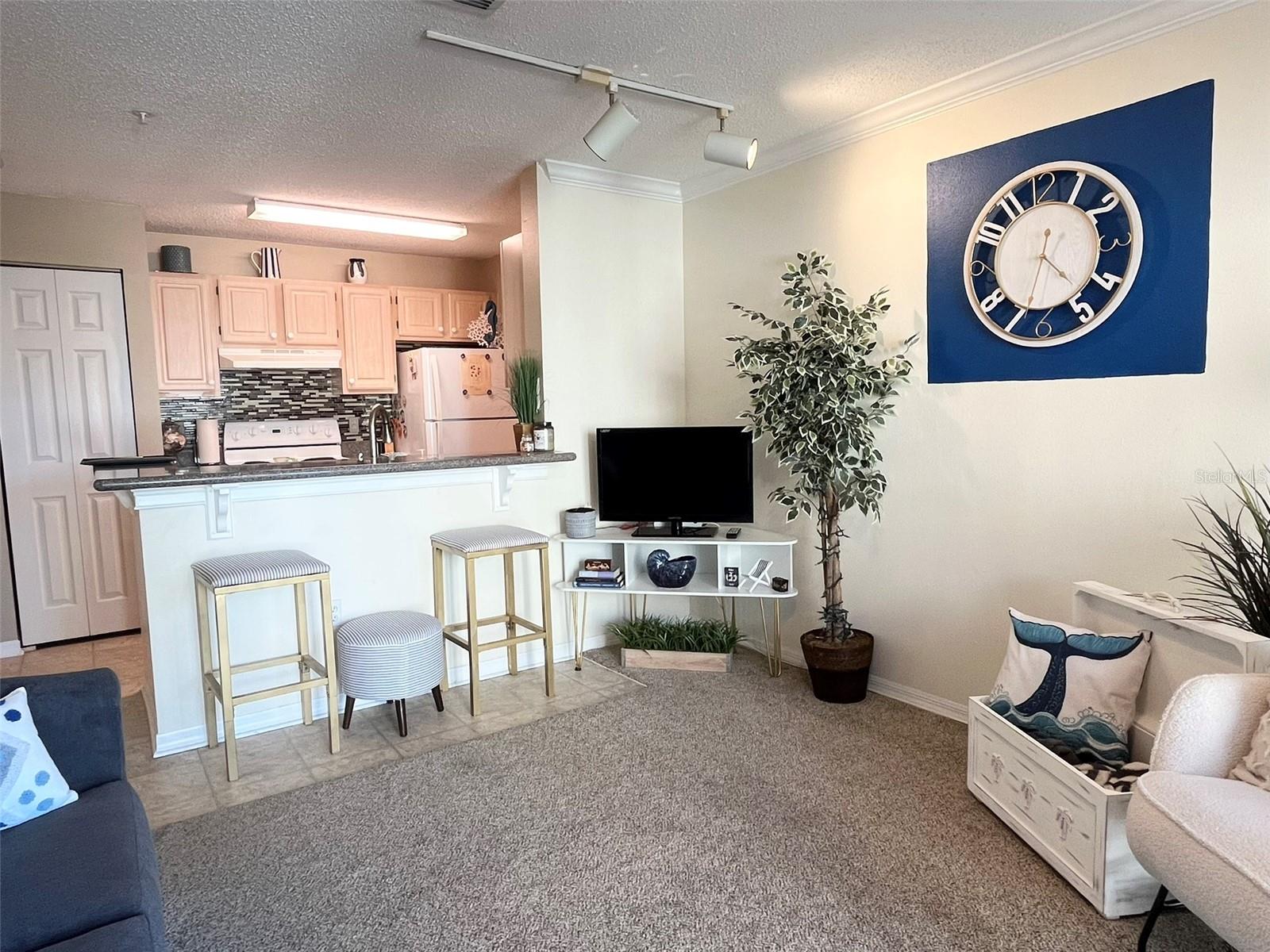 VILLAS AT LAKESIDE A CONDO - Residential Lease