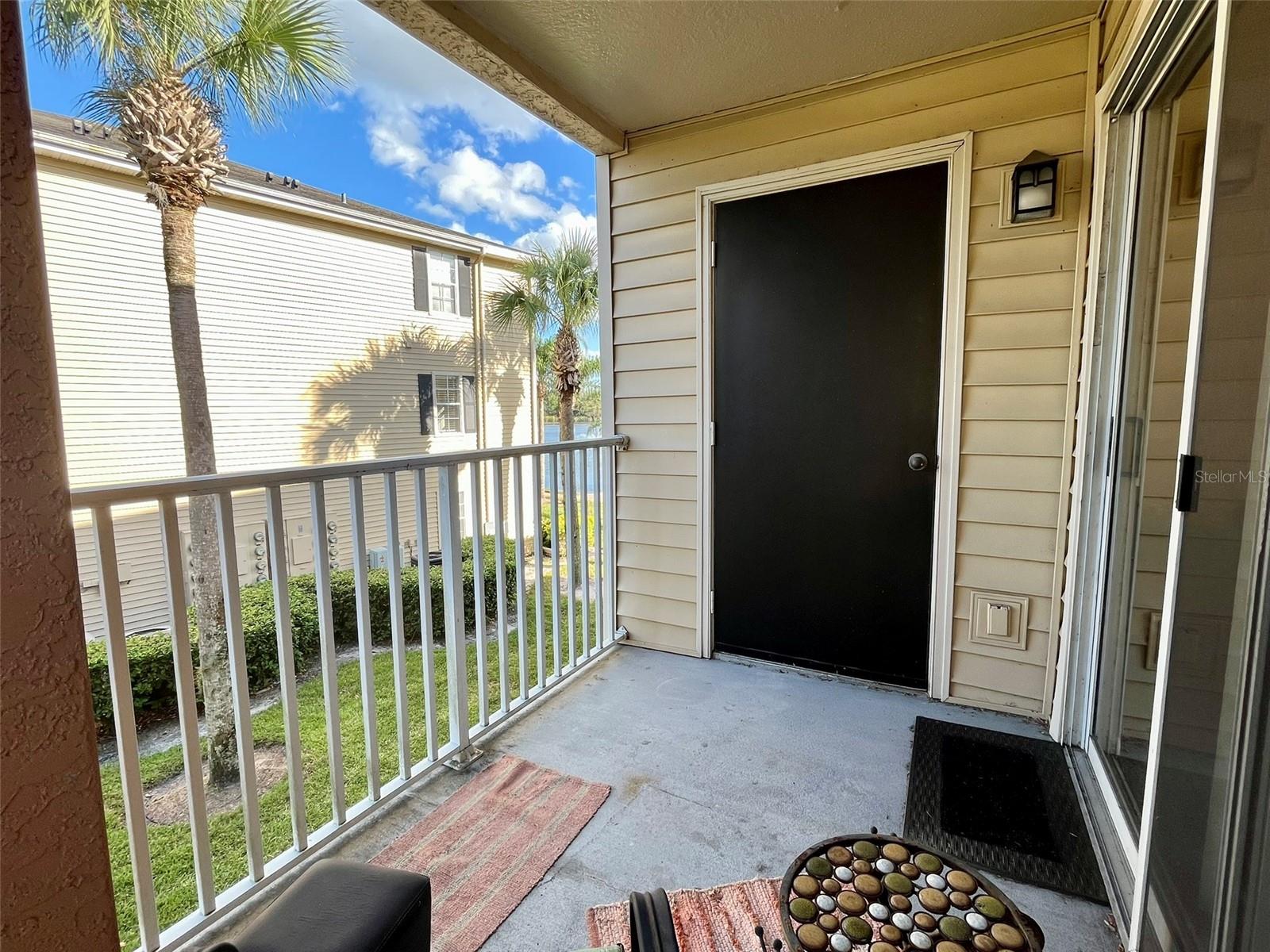 VILLAS AT LAKESIDE A CONDO - Residential Lease