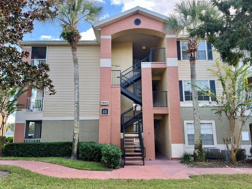 Photo of 1969 Summer Club Drive #201, Oviedo, FL 32765 (MLS # O6354428)