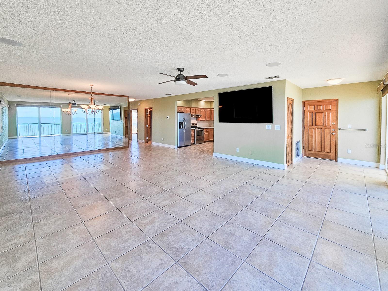 OCEAN LAKE VILLAS - Residential