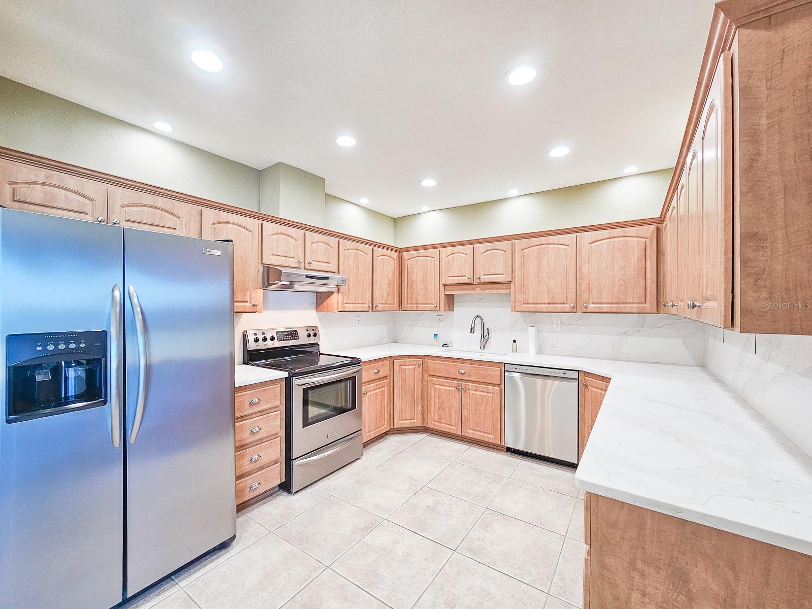 OCEAN LAKE VILLAS - Residential