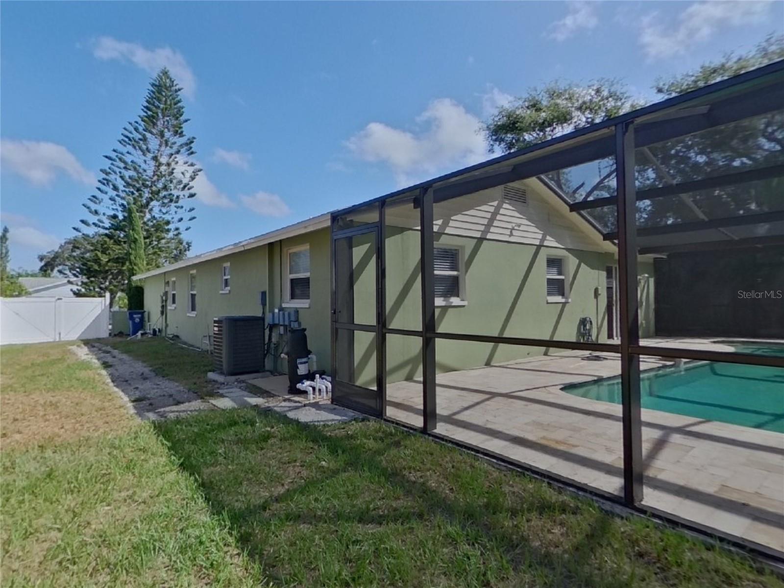 ORANGEWOOD HIGHLANDS - Residential Lease