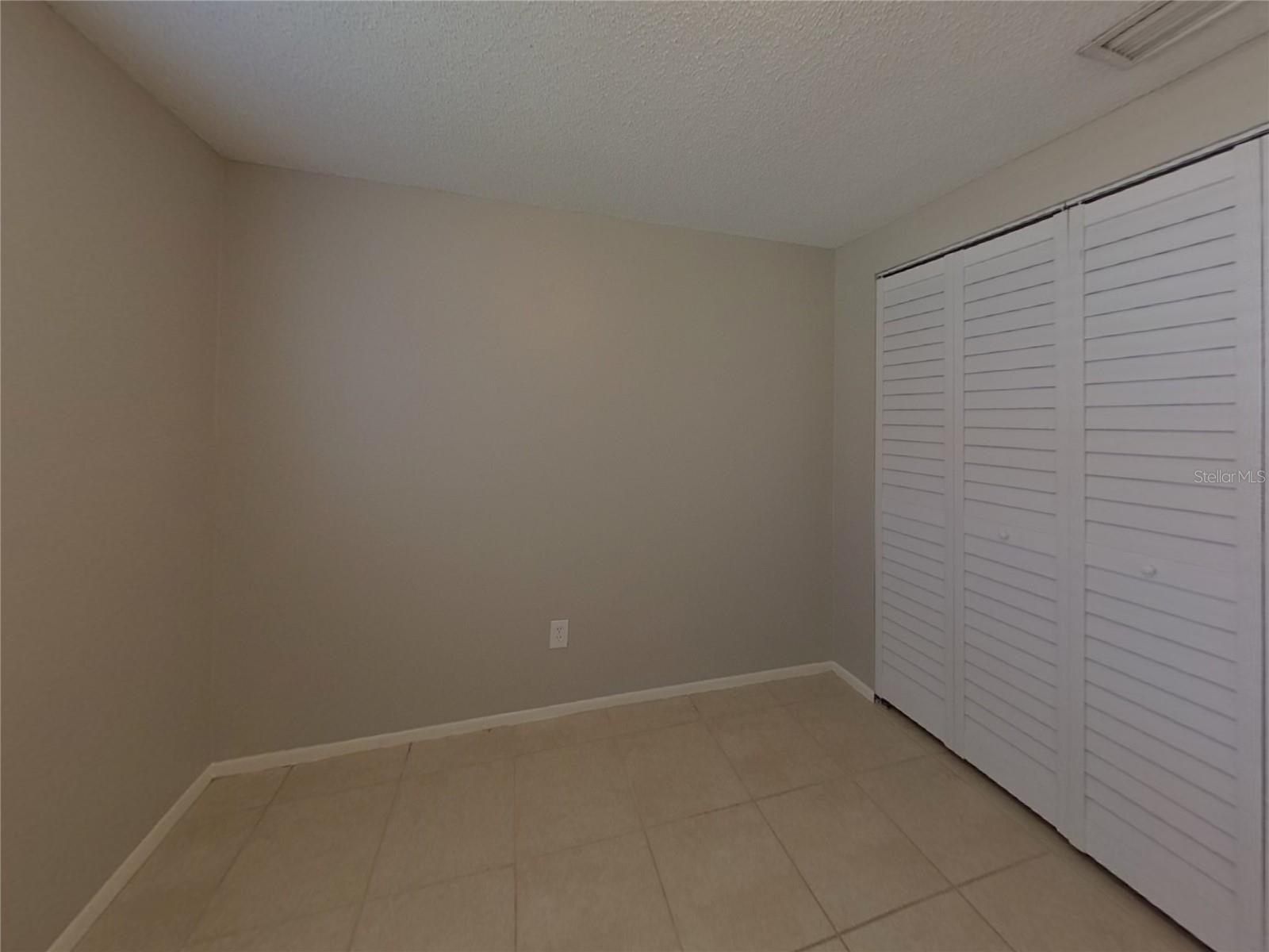 ORANGEWOOD HIGHLANDS - Residential Lease