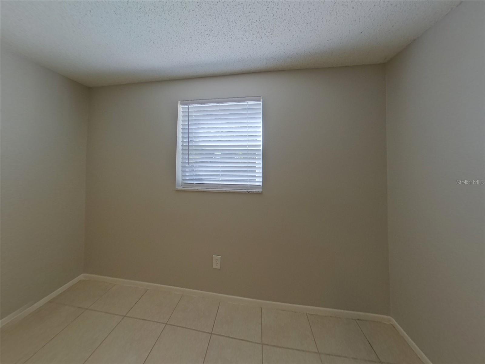 ORANGEWOOD HIGHLANDS - Residential Lease