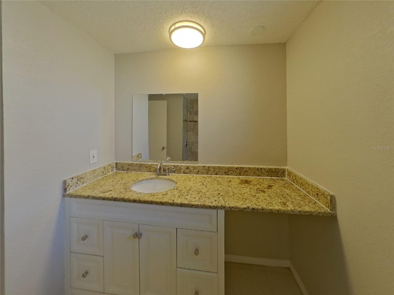 ORANGEWOOD HIGHLANDS - Residential Lease
