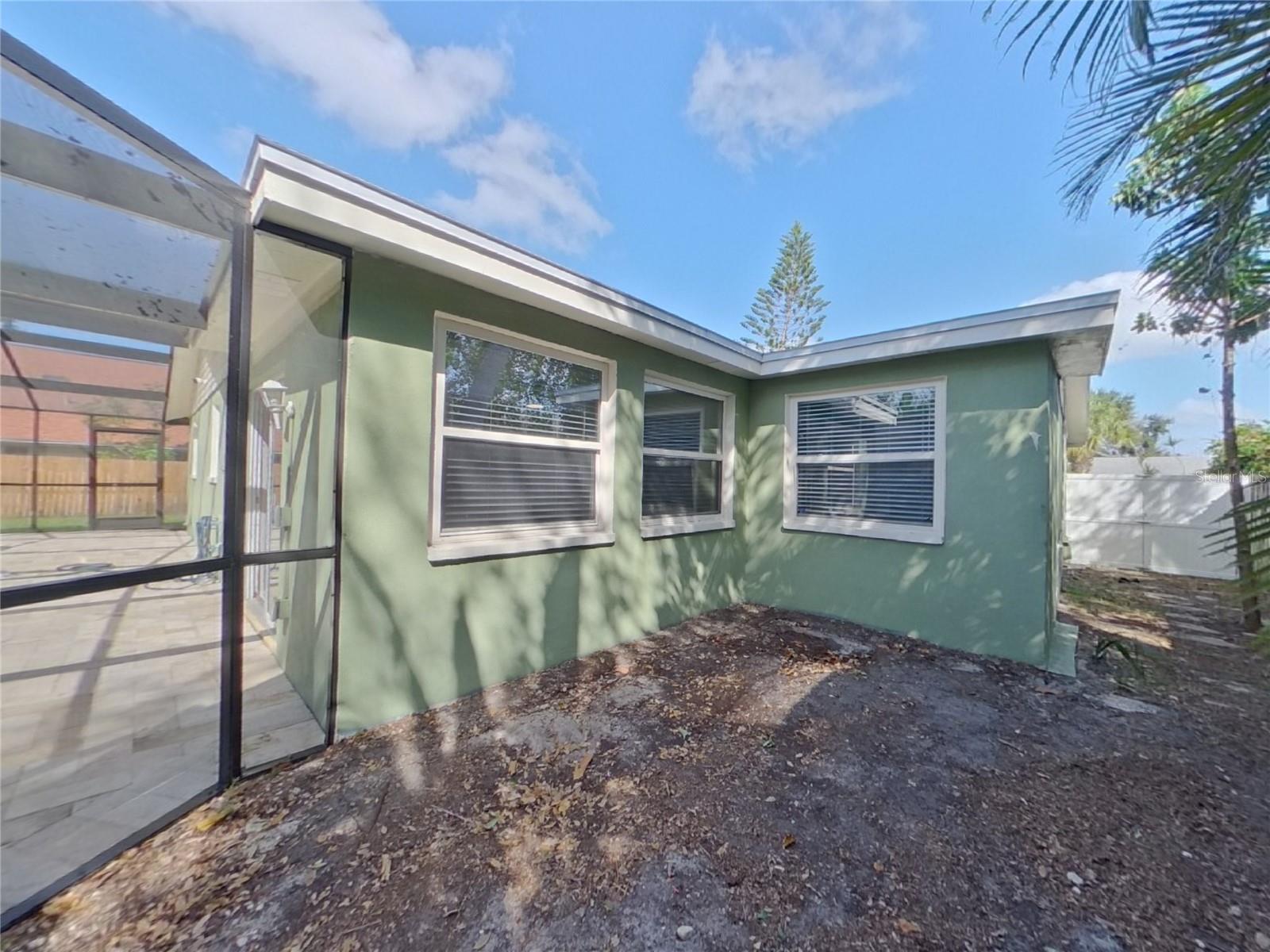 ORANGEWOOD HIGHLANDS - Residential Lease